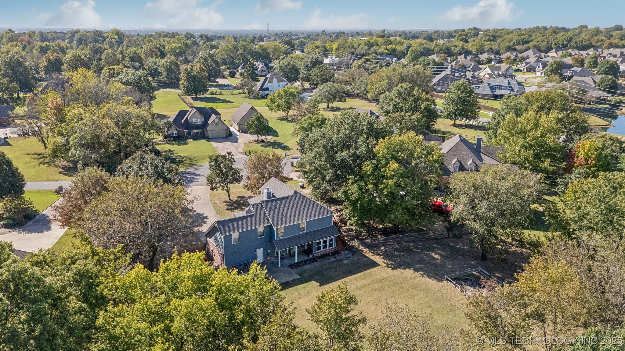 10237 N 147th East Avenue Property Photo 4