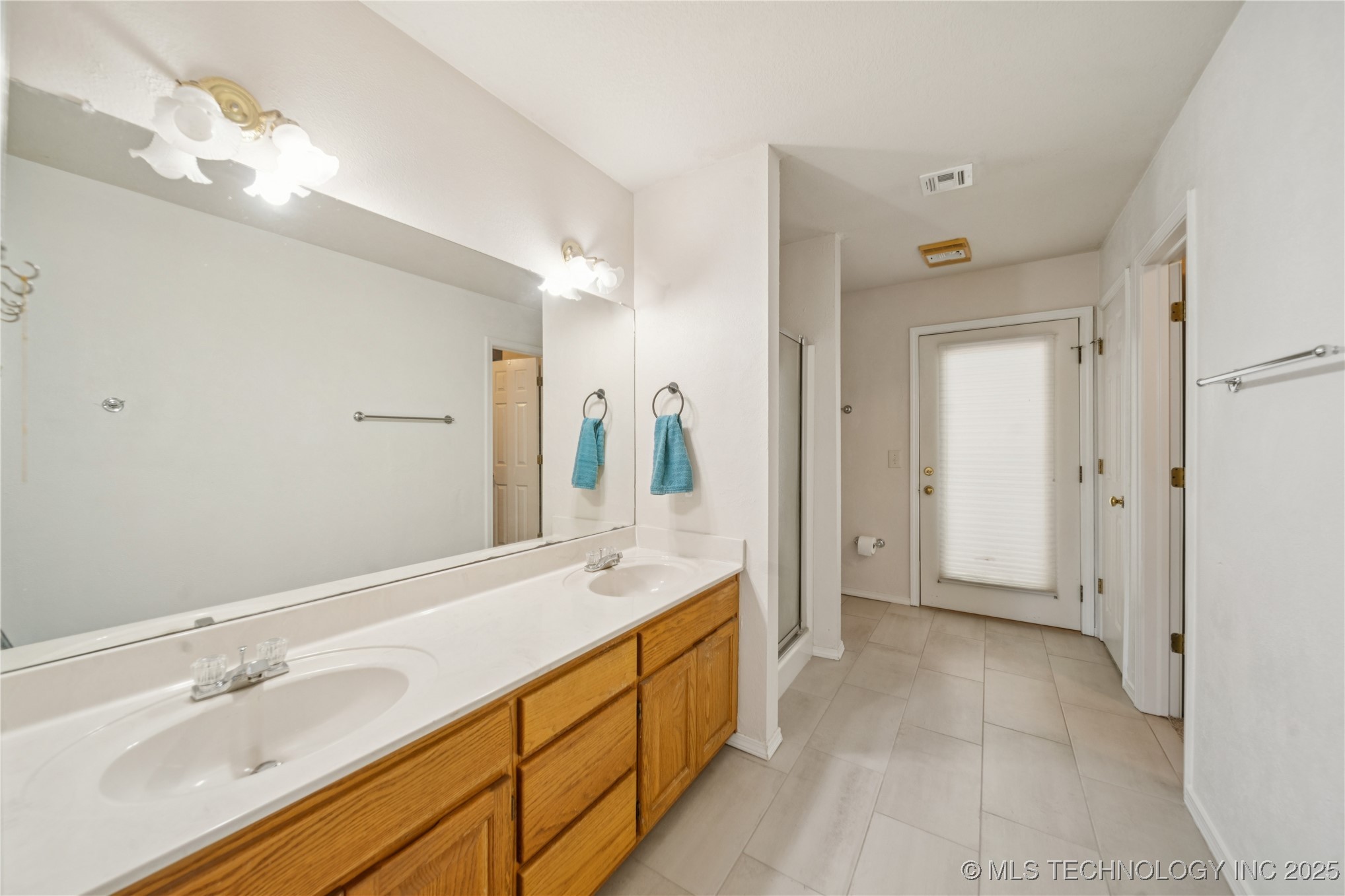 10237 N 147th East Avenue Property Photo 23