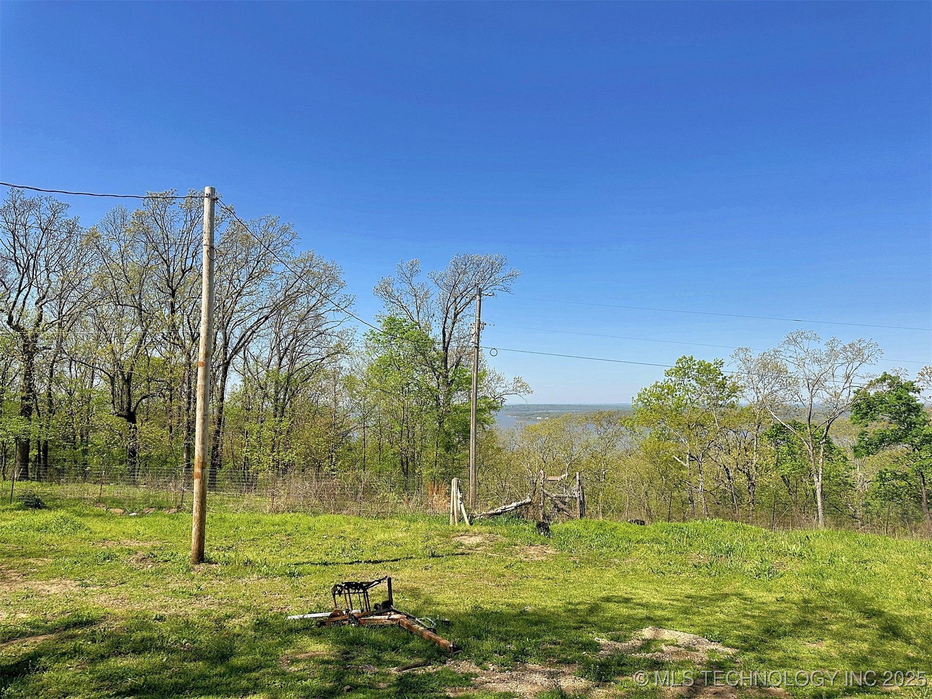 13017 N Quail Avenue Property Photo 5