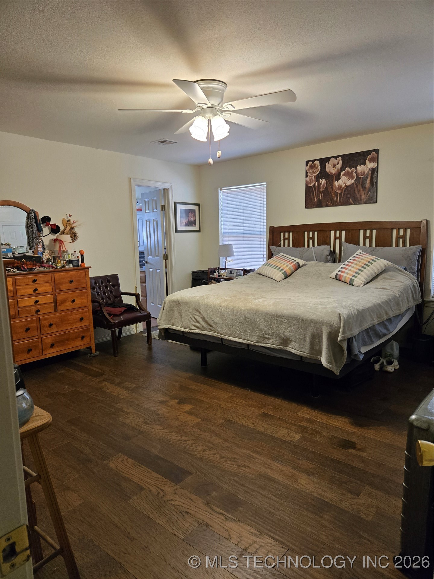 2529 S 28th Property Photo 4