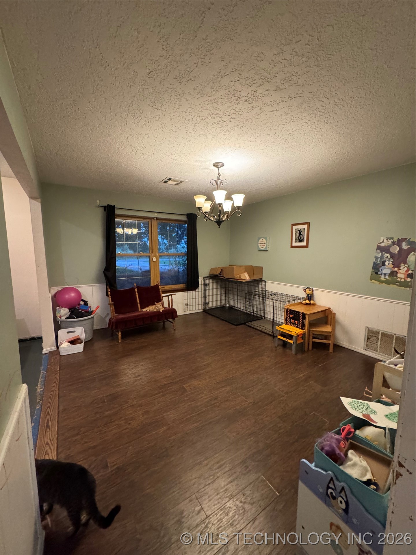 619 E South Boundary Street Property Photo 7