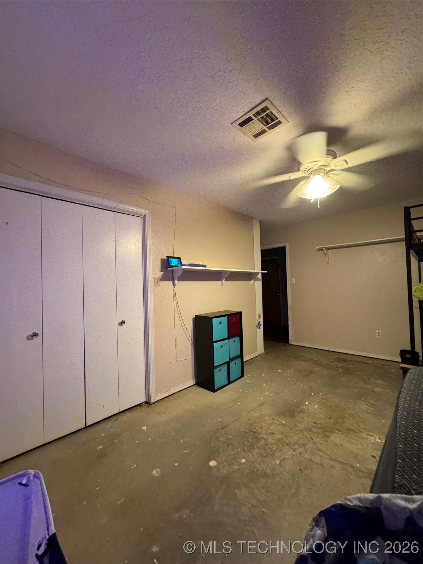 619 E South Boundary Street Property Photo 9