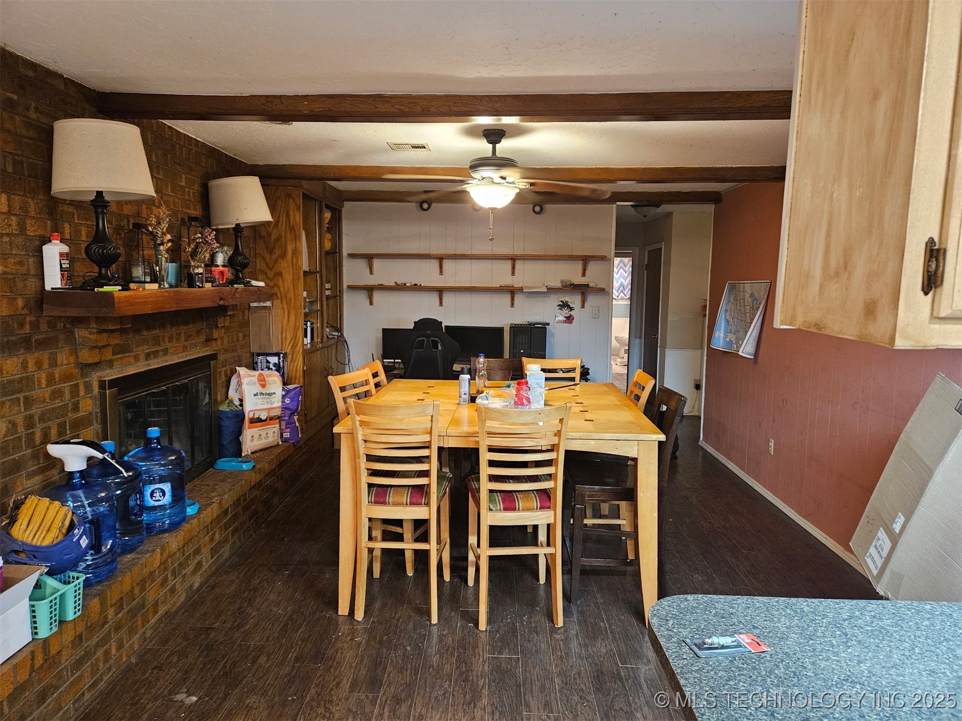 619 E South Boundary Street Property Photo 29