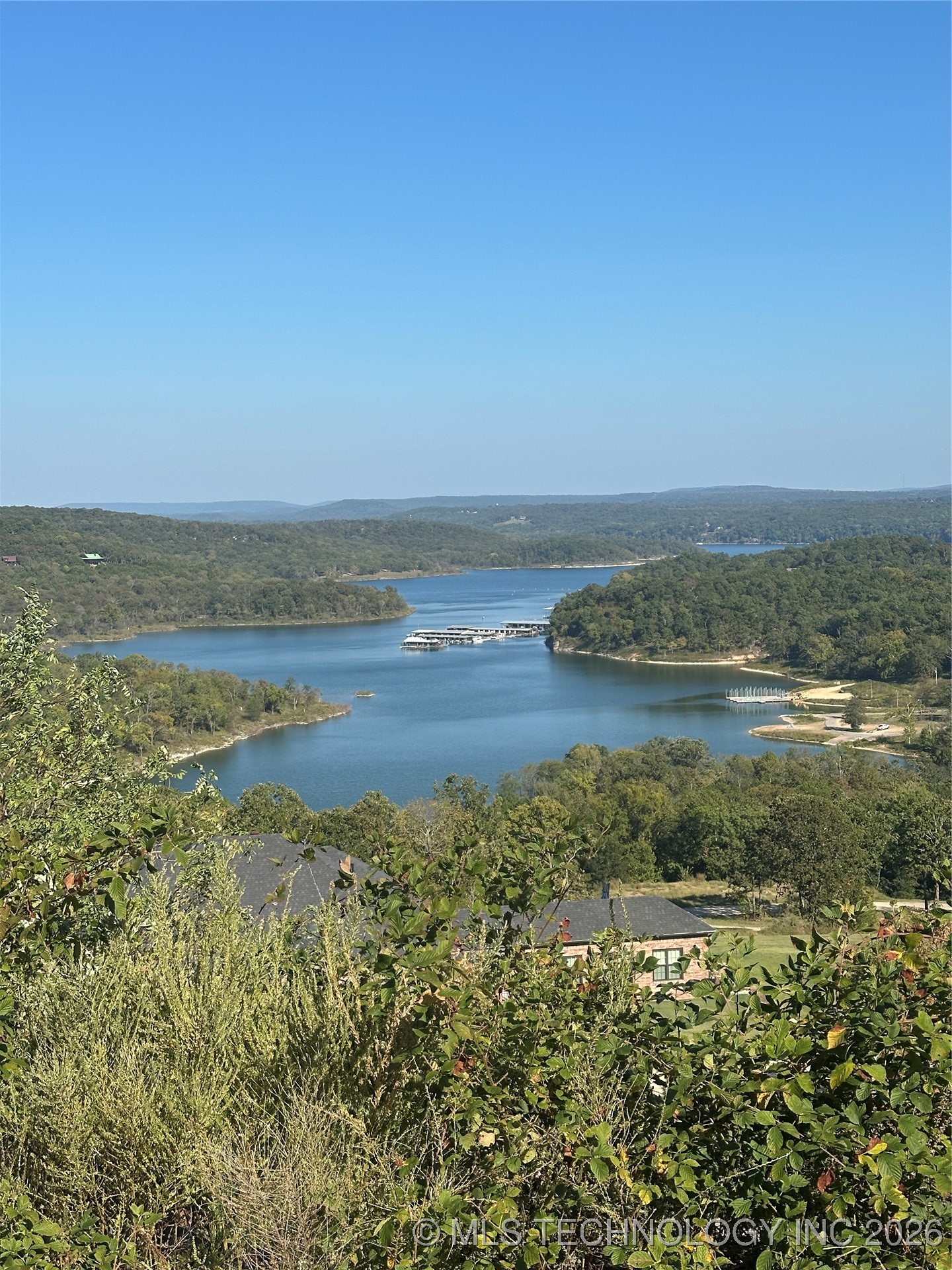 Spring Hill Lane Property Photo 1