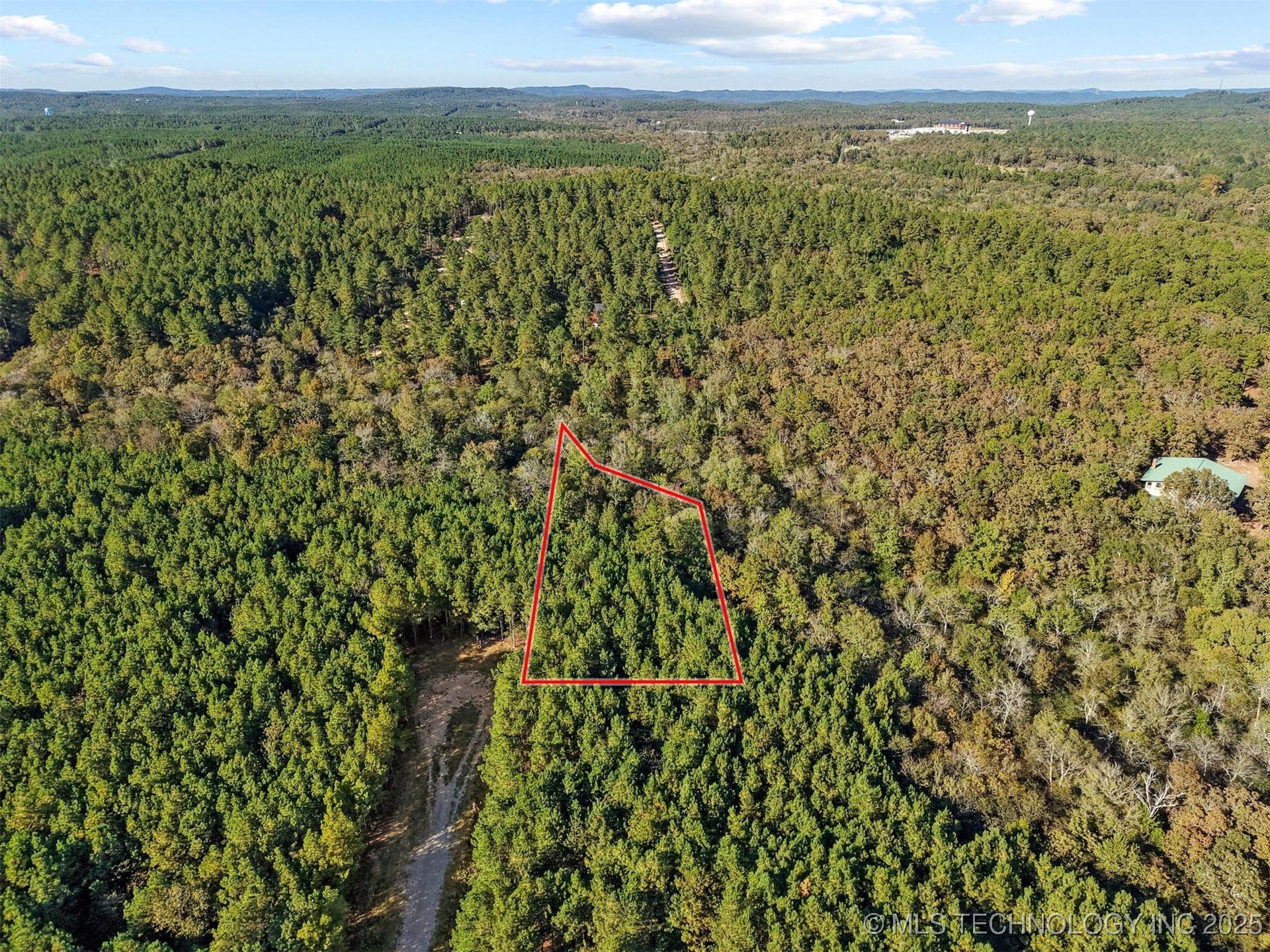 134 Wolf Tree Trail Property Photo 6