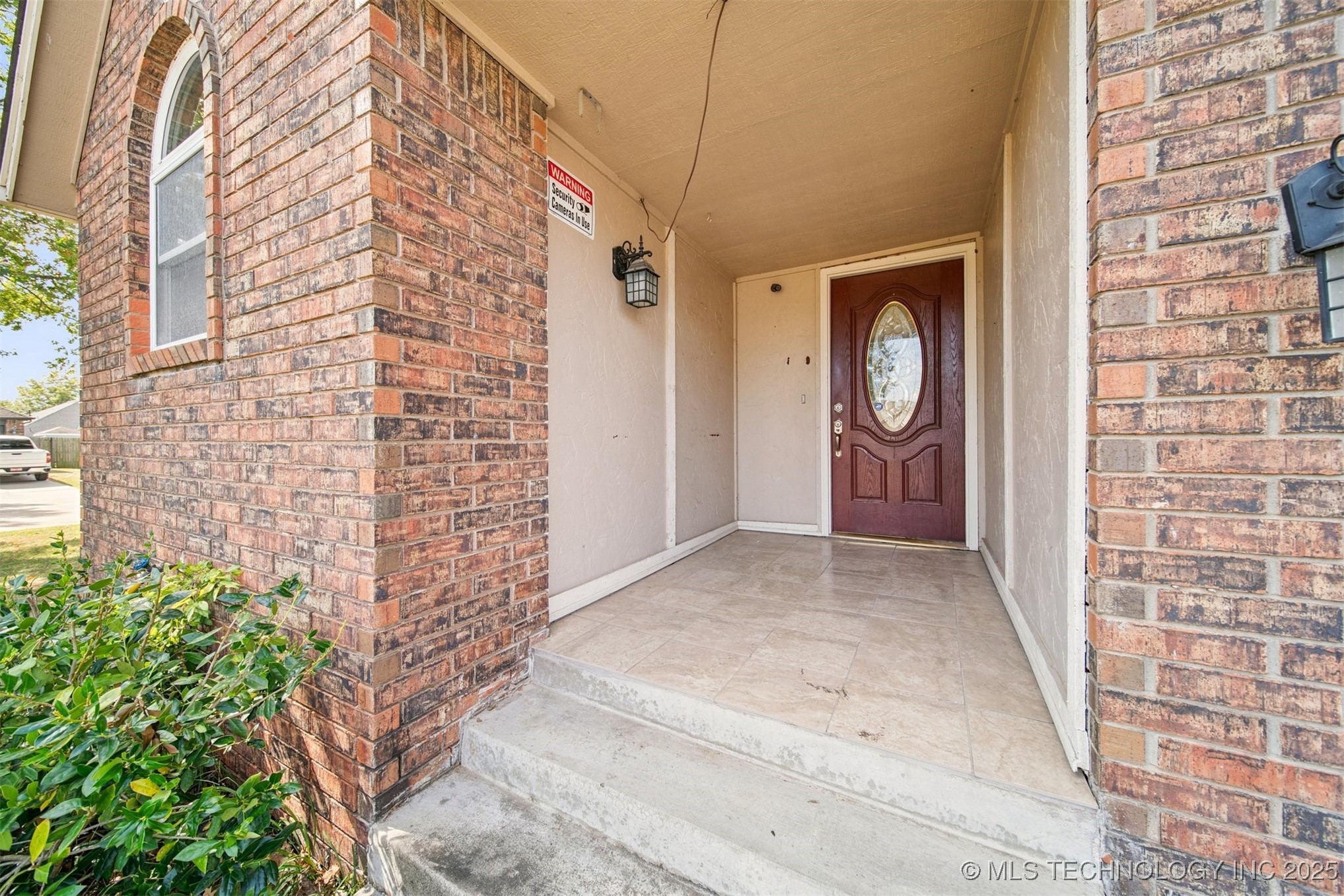 3622 S 198th East Avenue Property Photo 3