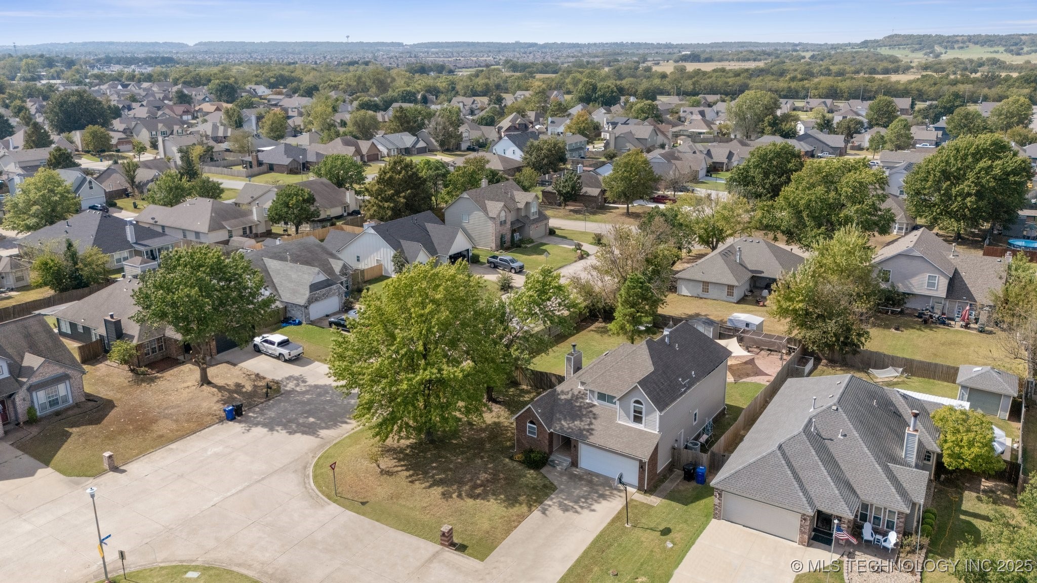 3622 S 198th East Avenue Property Photo 32