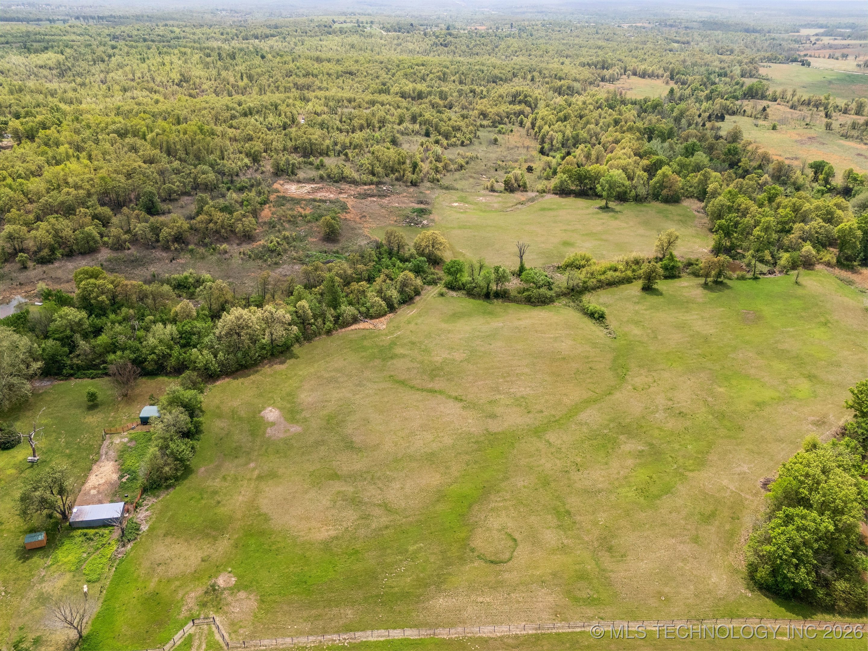 35820 W Hwy 33 Property Photo 3