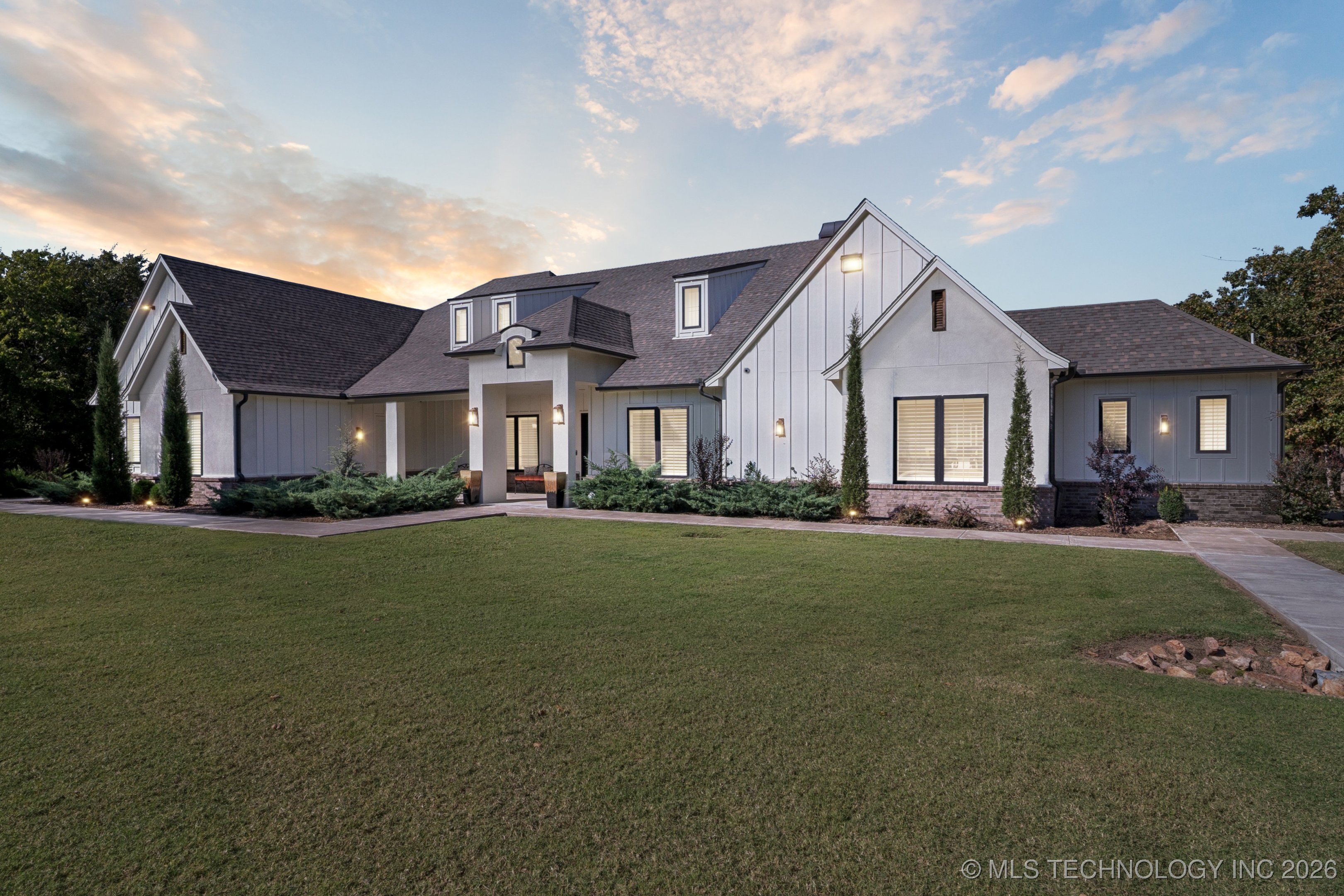 11319 Mary Knox Drive Property Photo 7