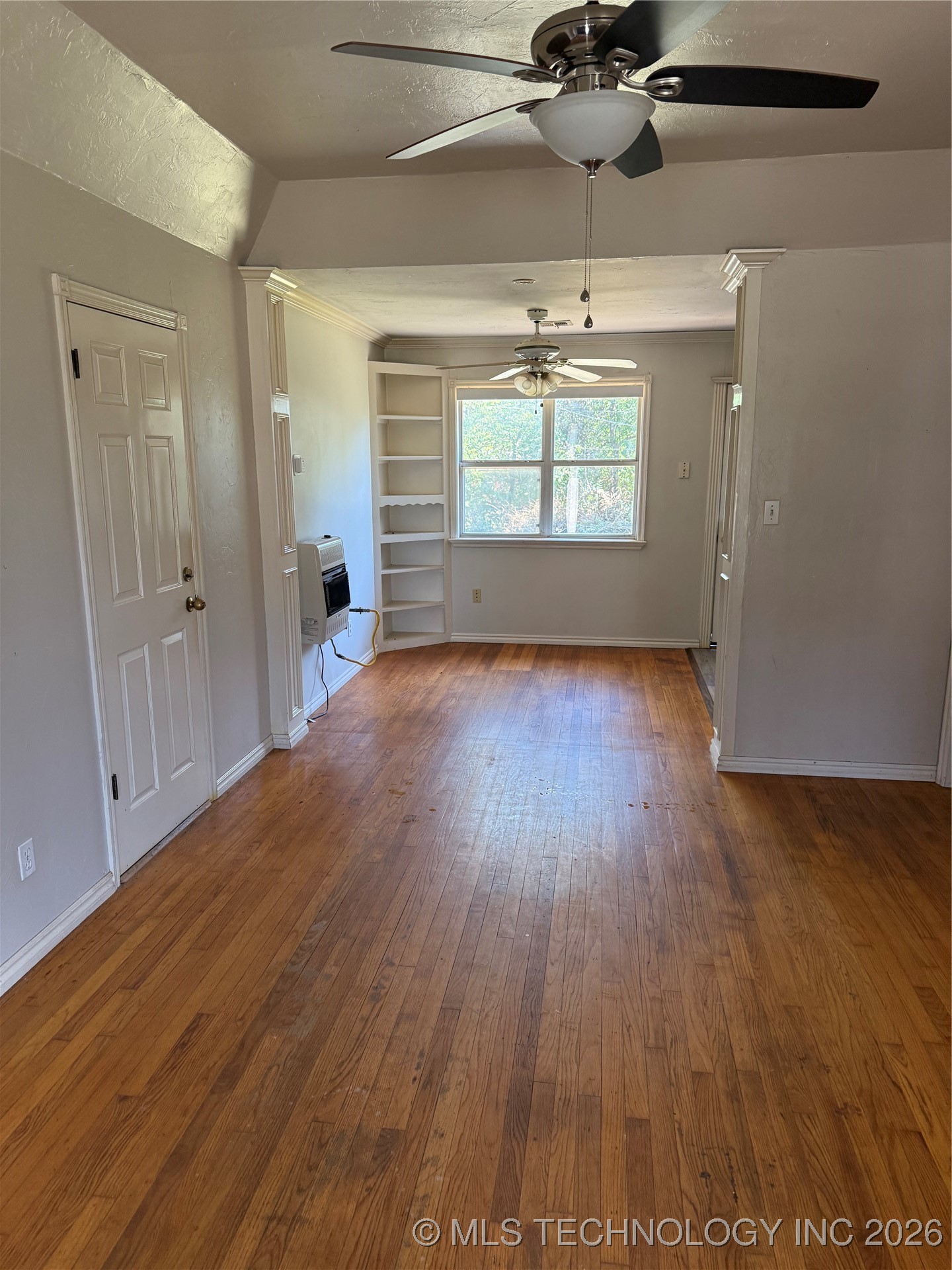 2924 N Vermont Property Photo 14