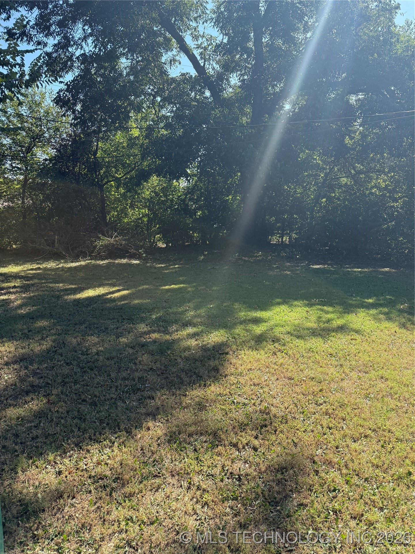 2924 N Vermont Property Photo 18