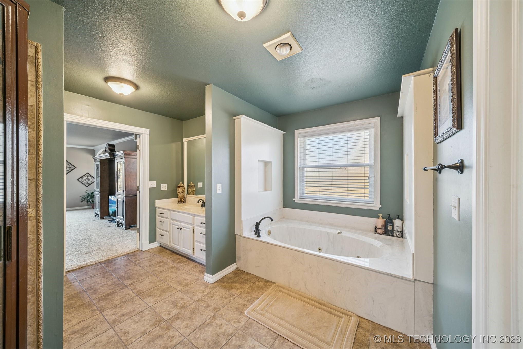 16615 Richardson Road Property Photo 23