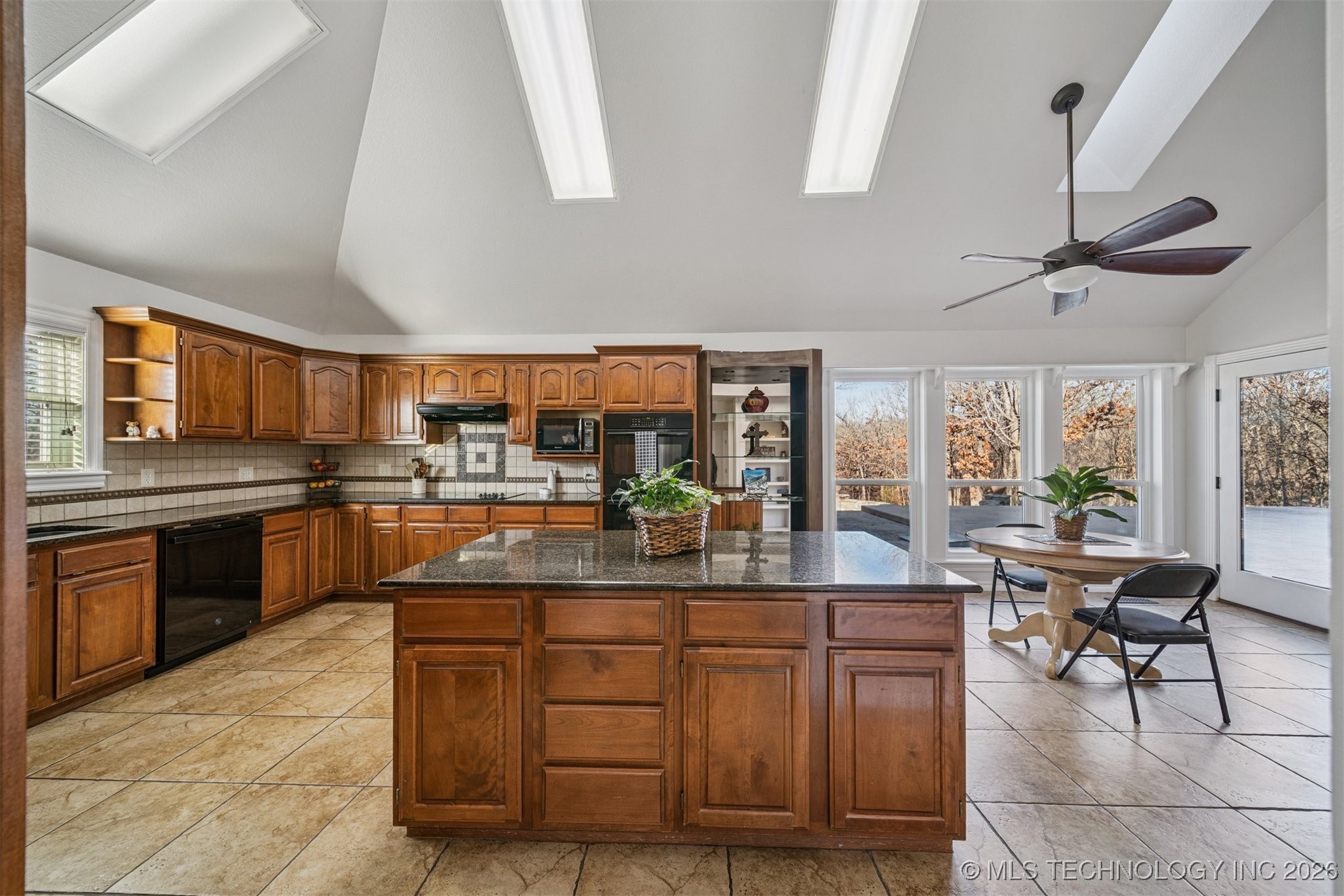 16615 Richardson Road Property Photo 29