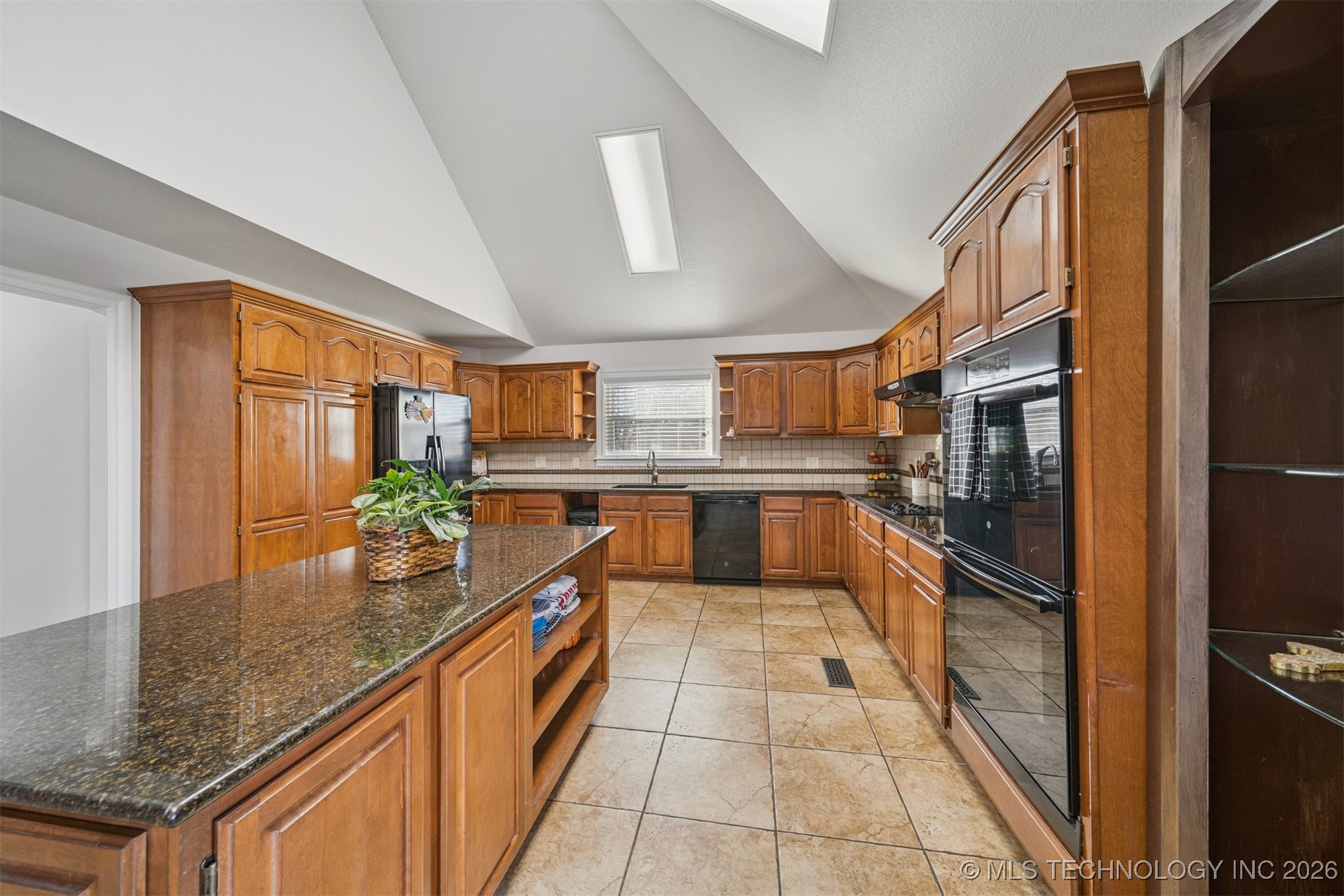 16615 Richardson Road Property Photo 32