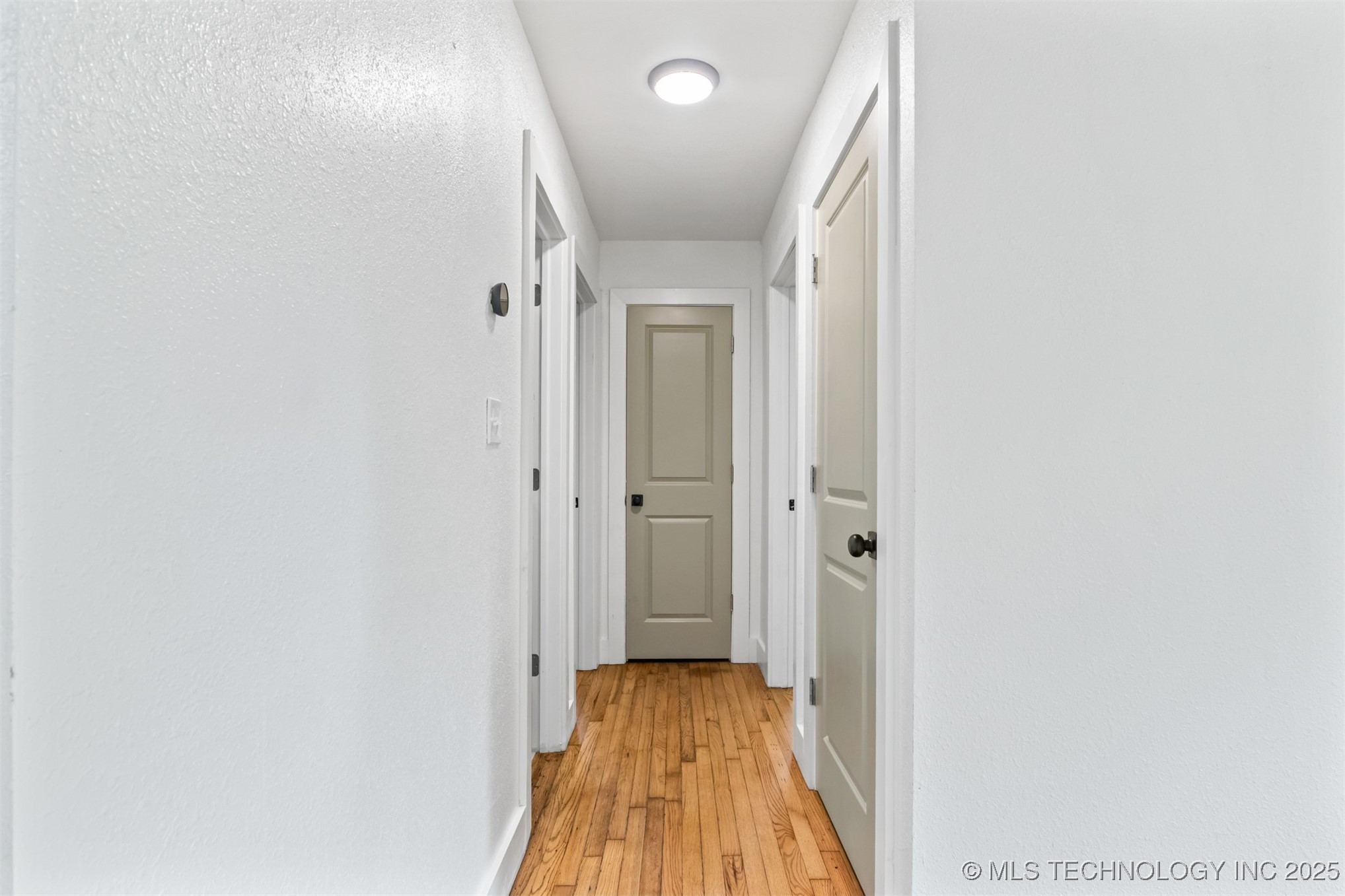 4361 S St Louis Avenue Property Photo 13