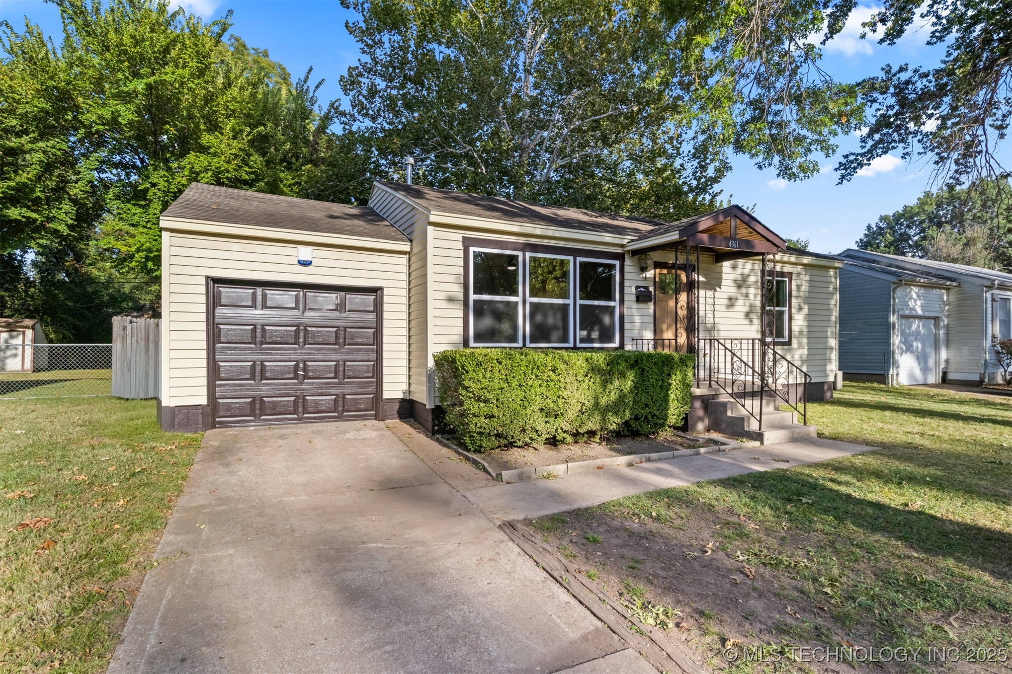 4361 S St Louis Avenue Property Photo 23