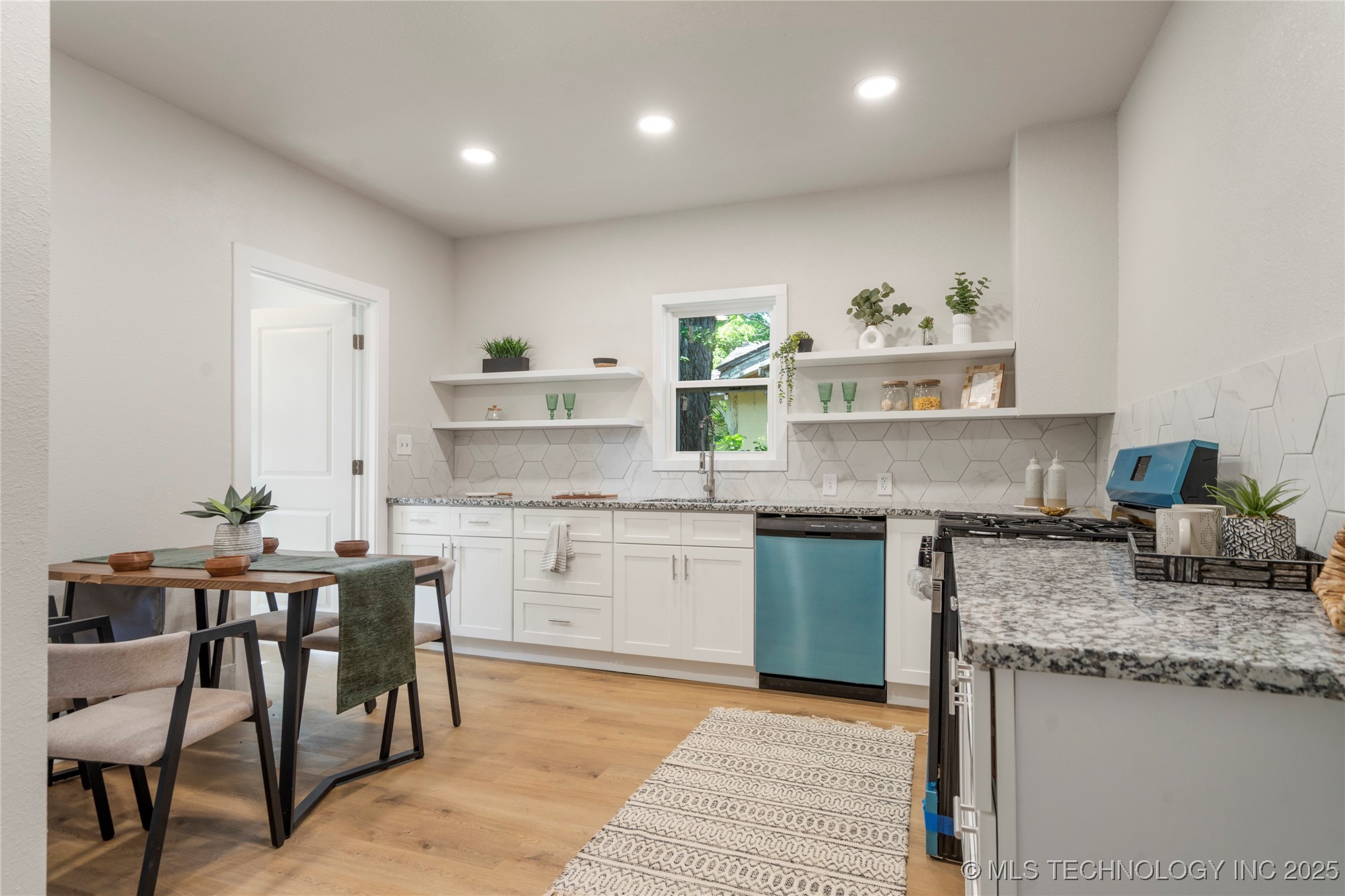 1420 N Boston Avenue Property Photo 16