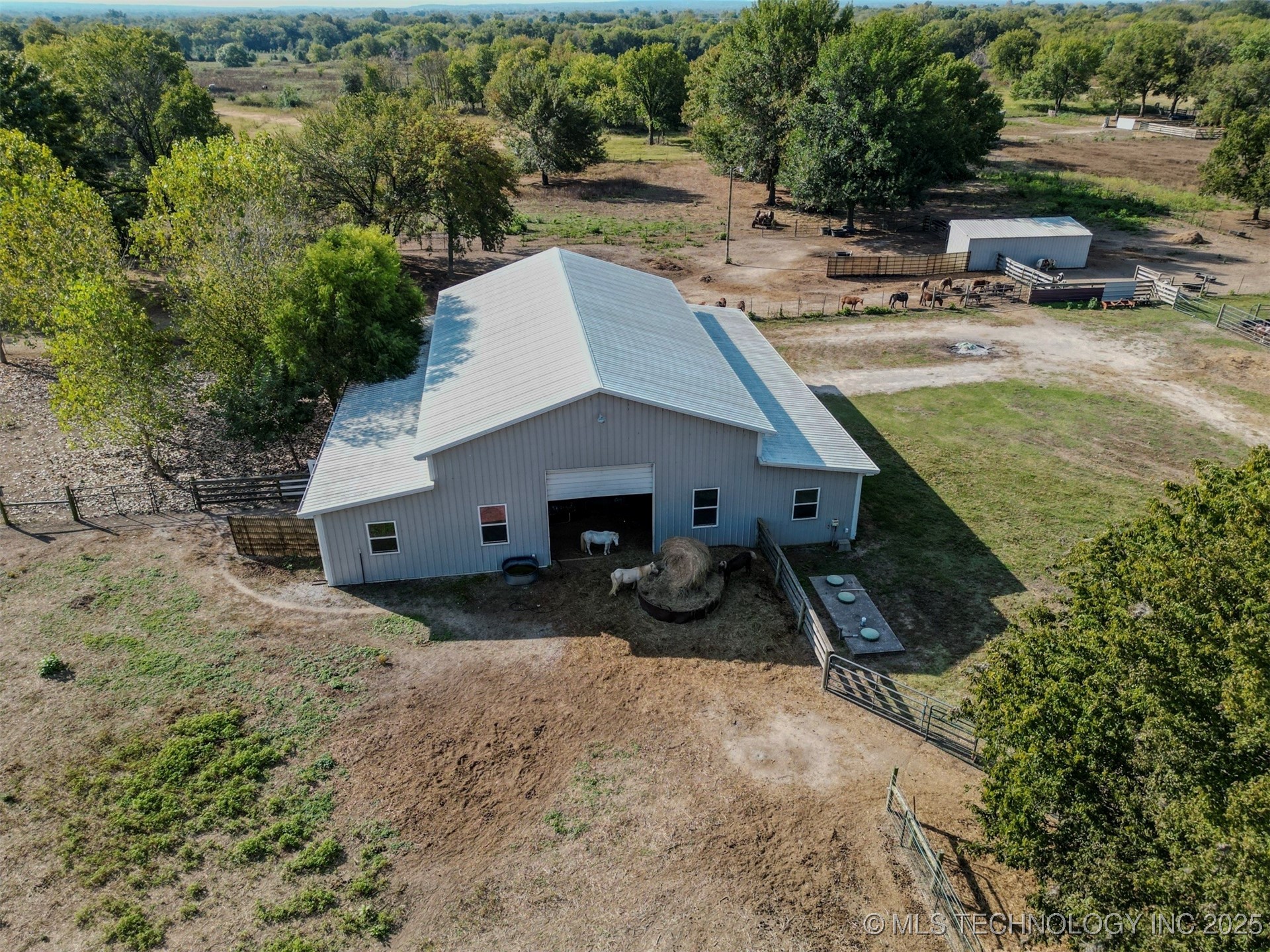 6710 E 181st Street S Property Photo 3