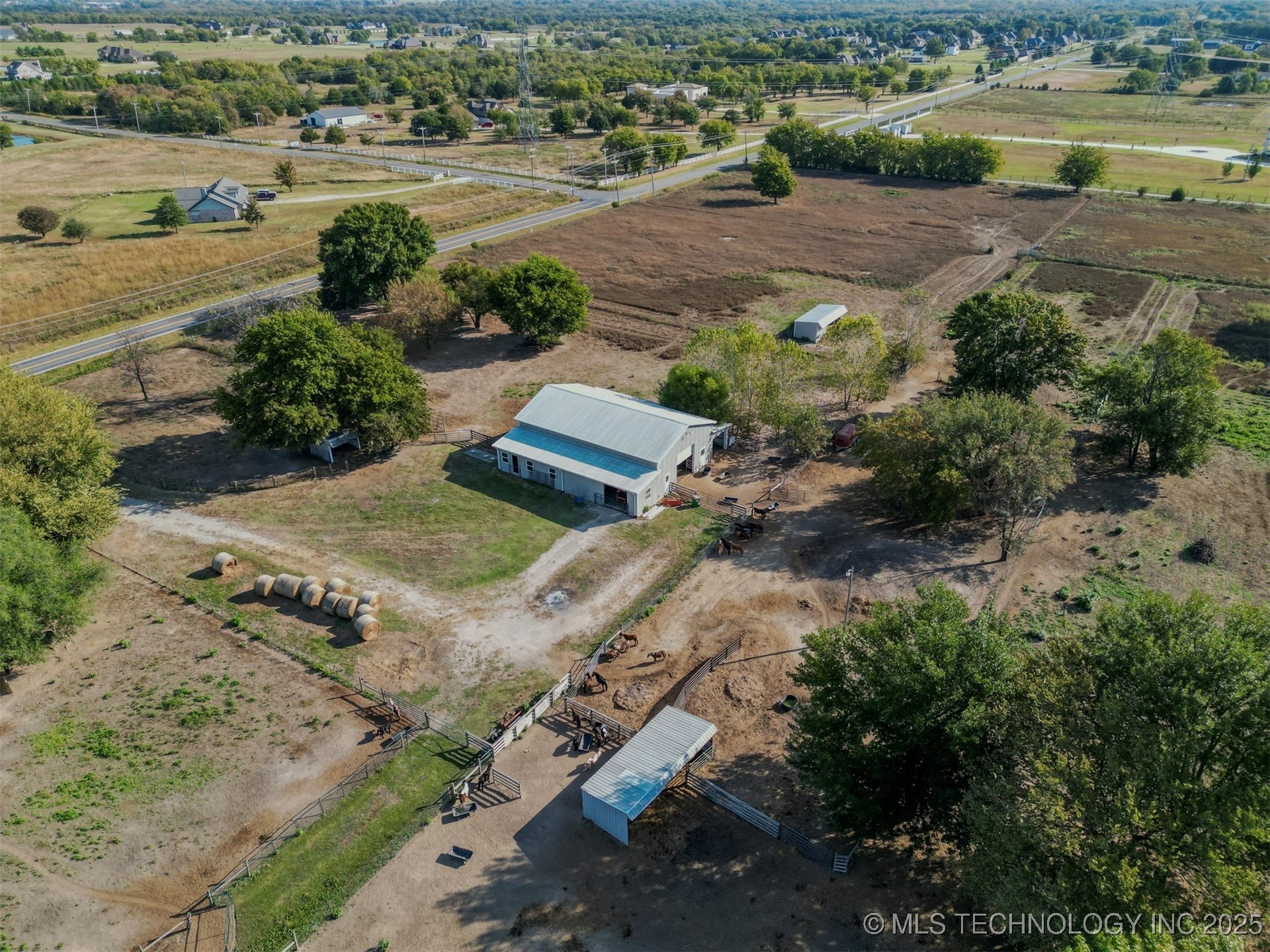 6710 E 181st Street S Property Photo 6