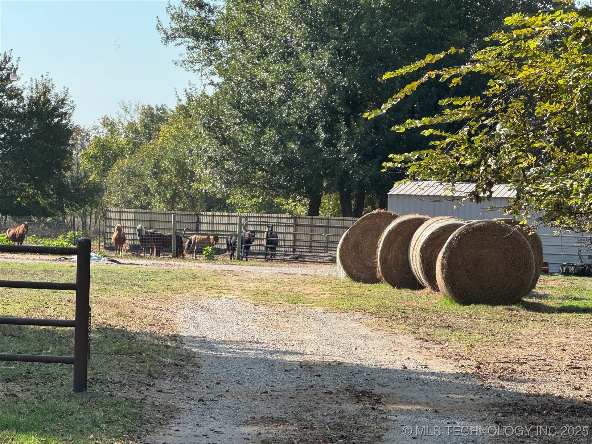 6710 E 181st Street S Property Photo 9