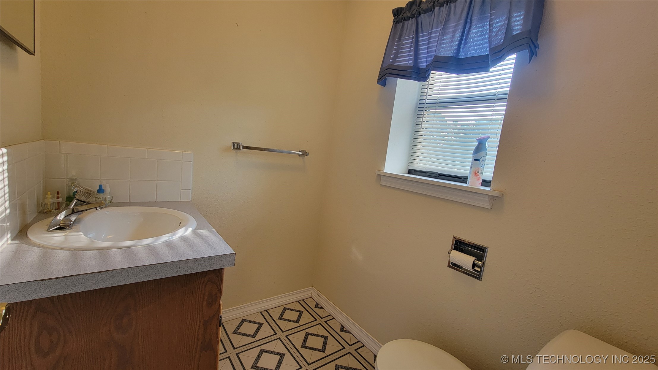 46029 S 660 Property Photo 18