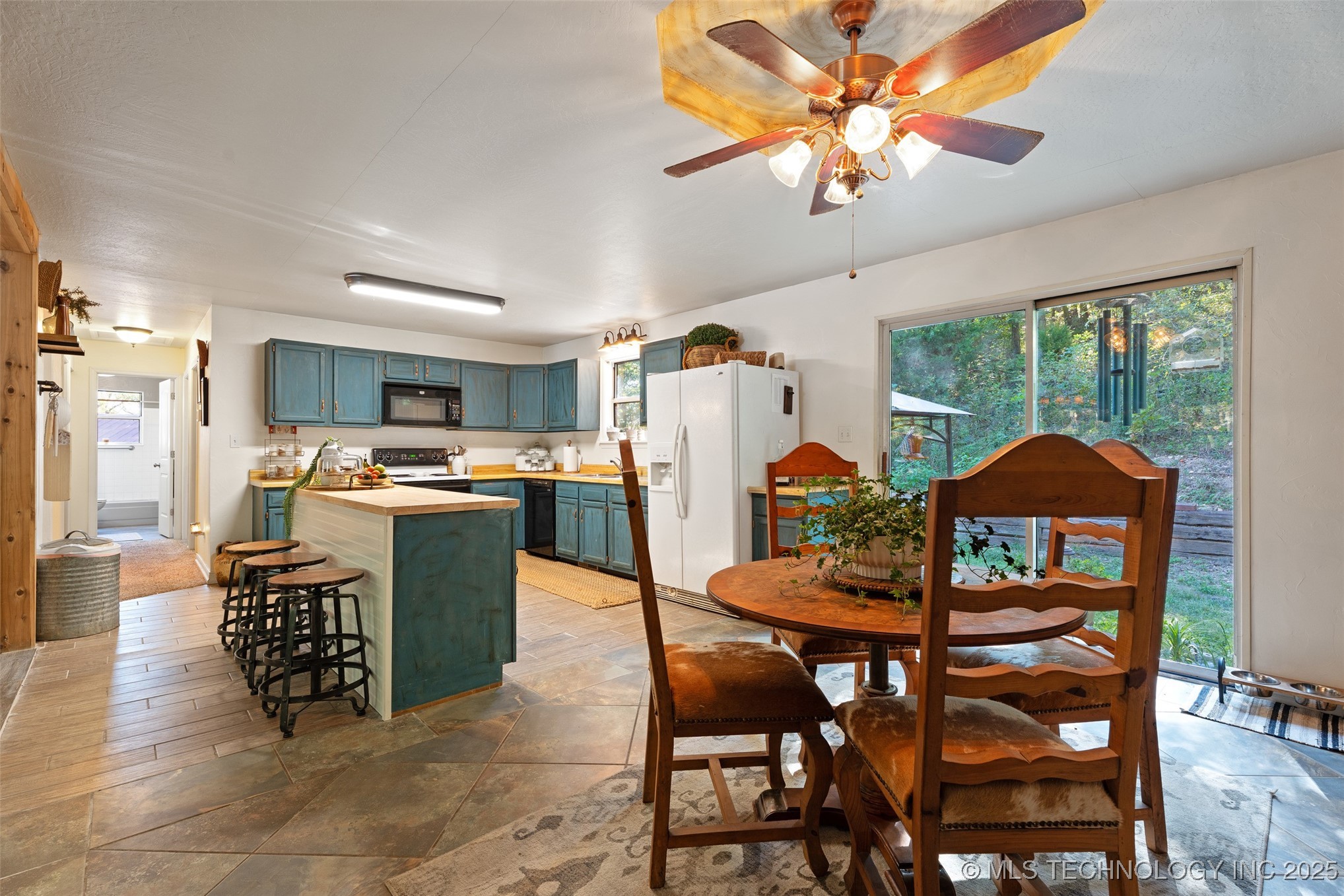 23571 S 624 Road Property Photo 11