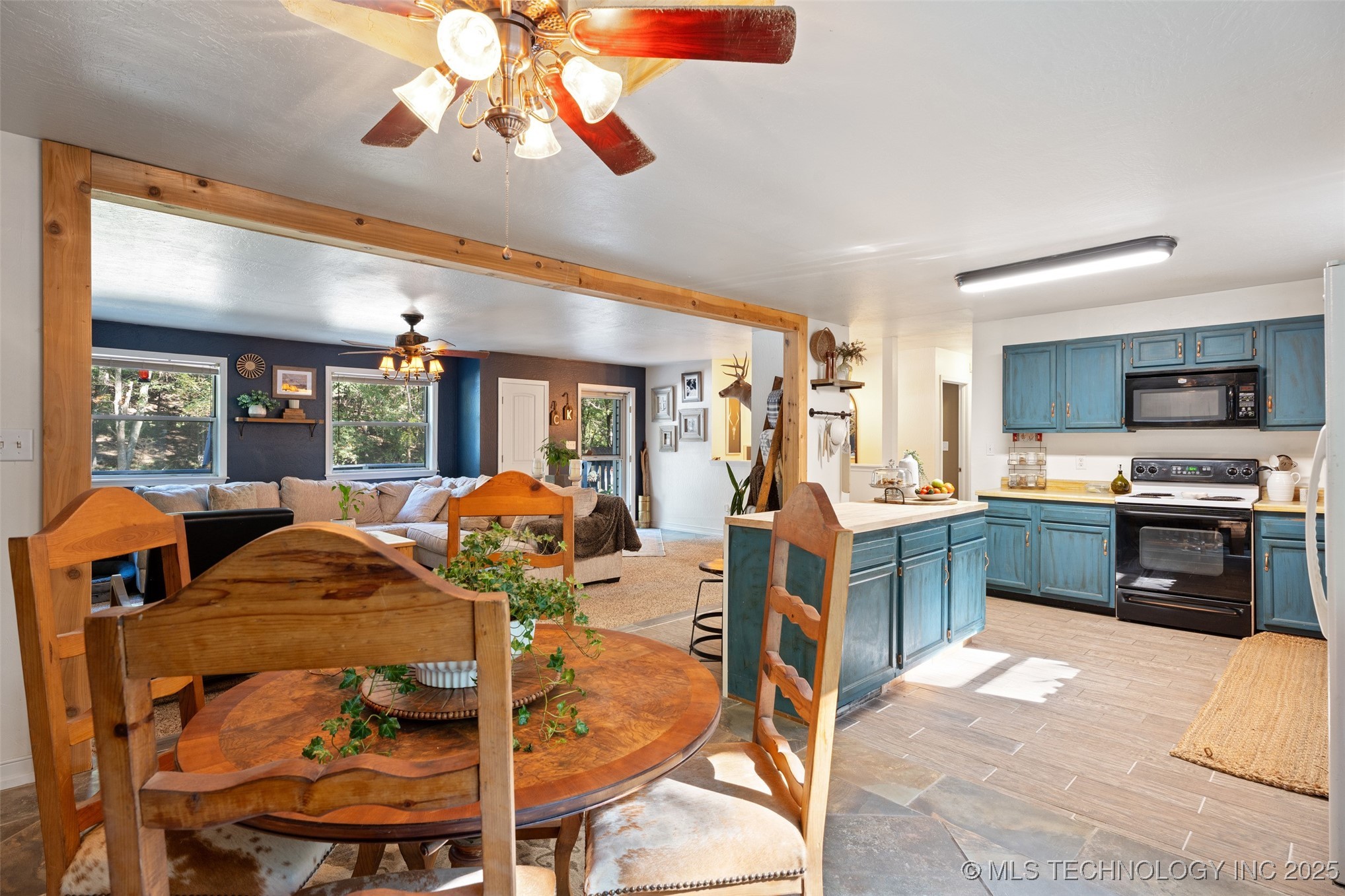 23571 S 624 Road Property Photo 12