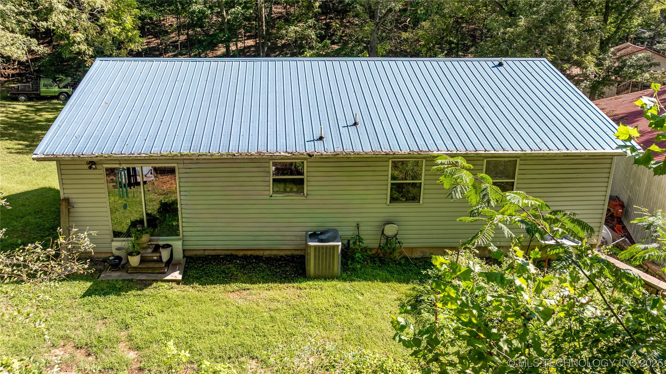 23571 S 624 Road Property Photo 30