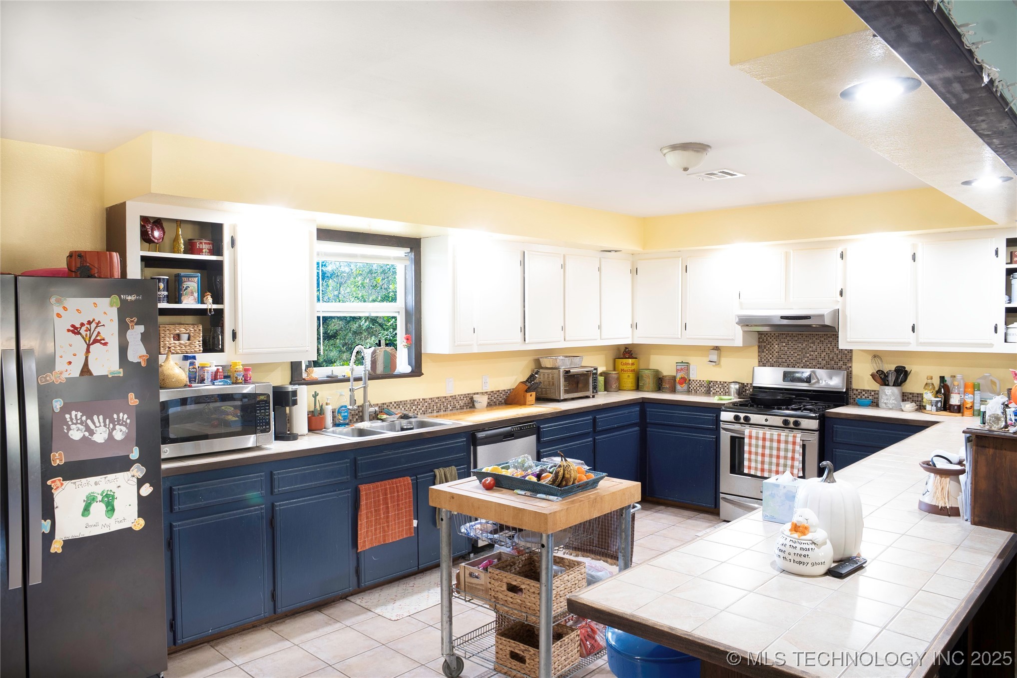 468235 Hwy 62 Property Photo 8