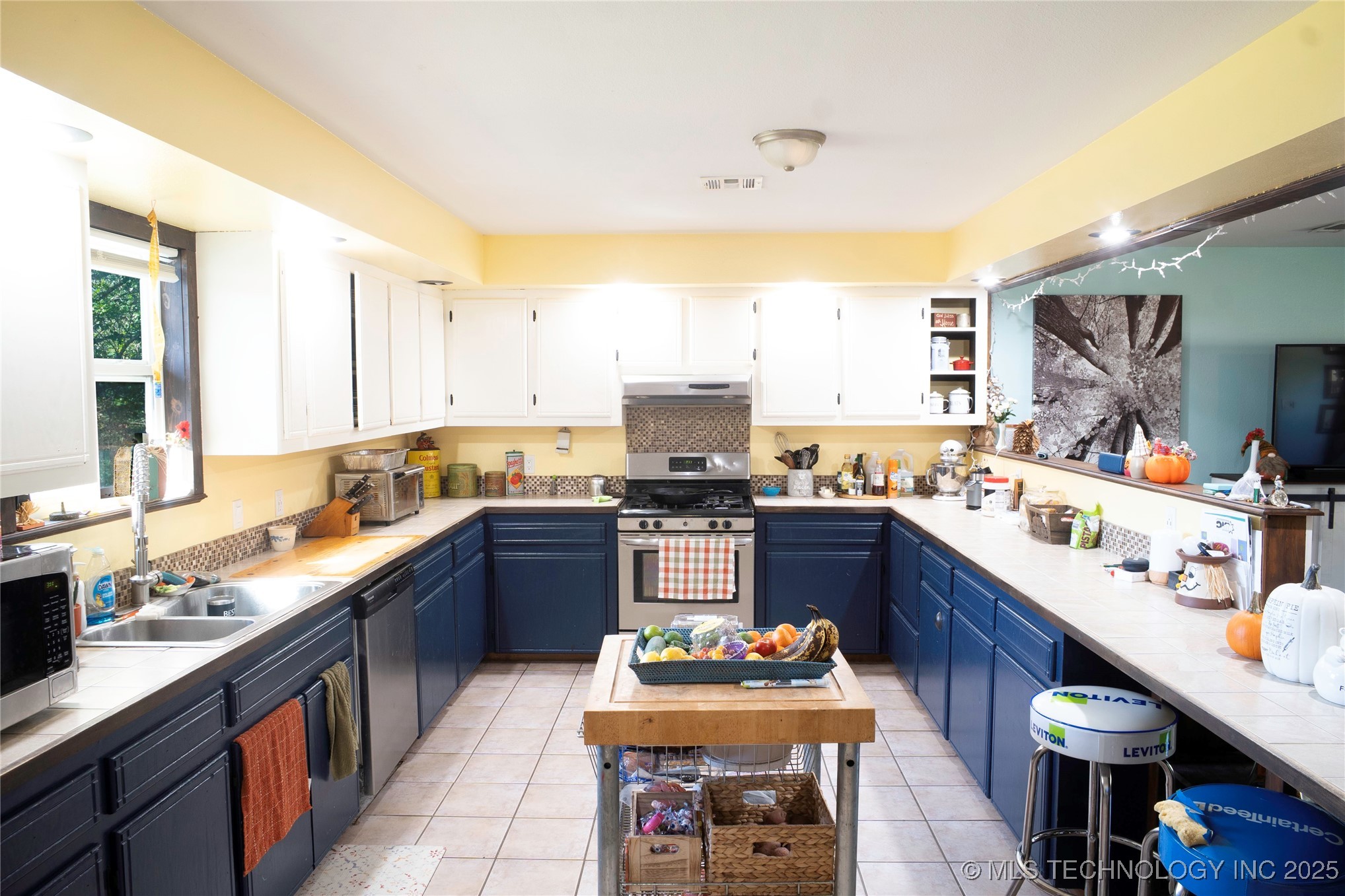 468235 Hwy 62 Property Photo 9