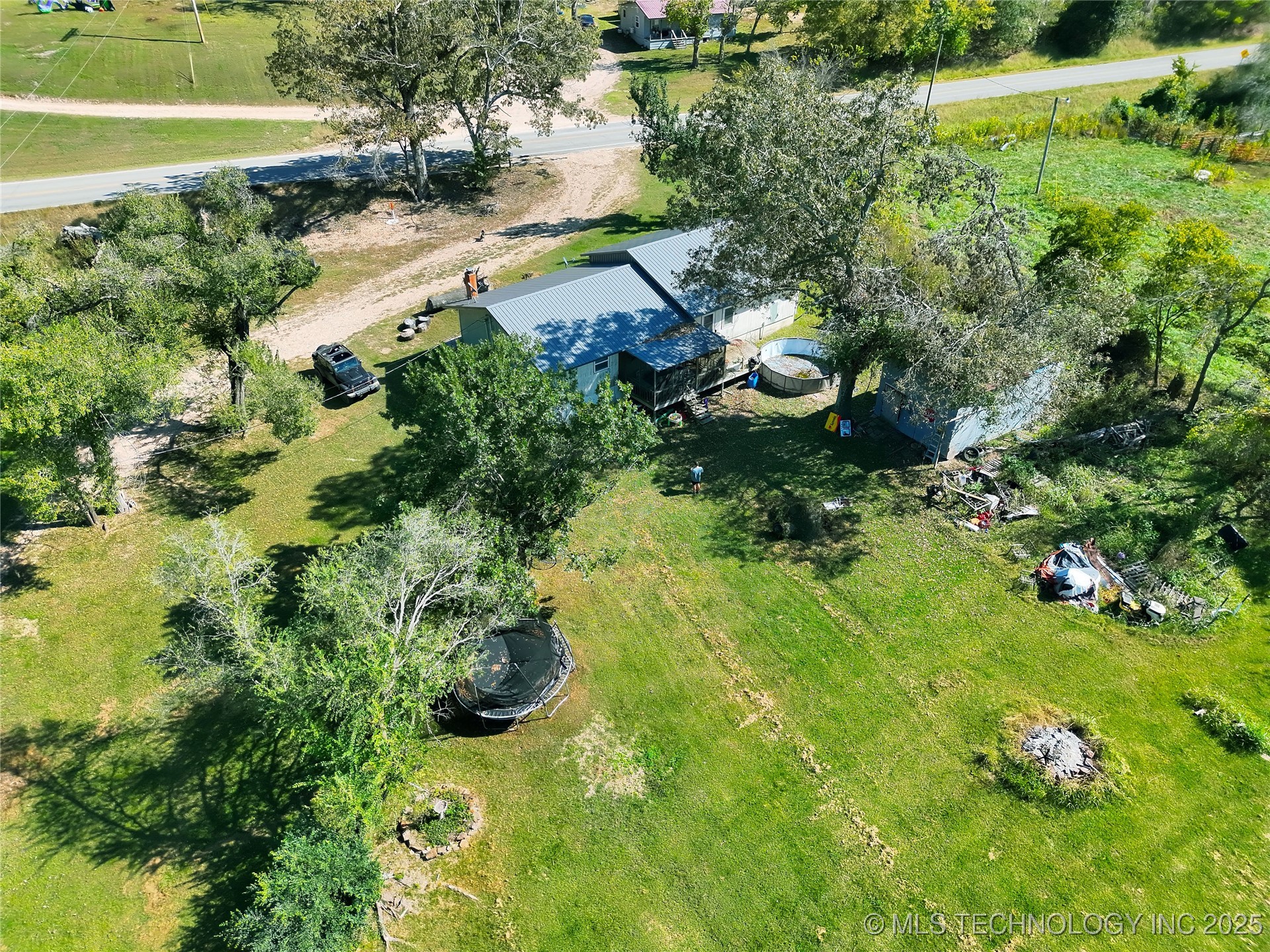 468235 Hwy 62 Property Photo 22