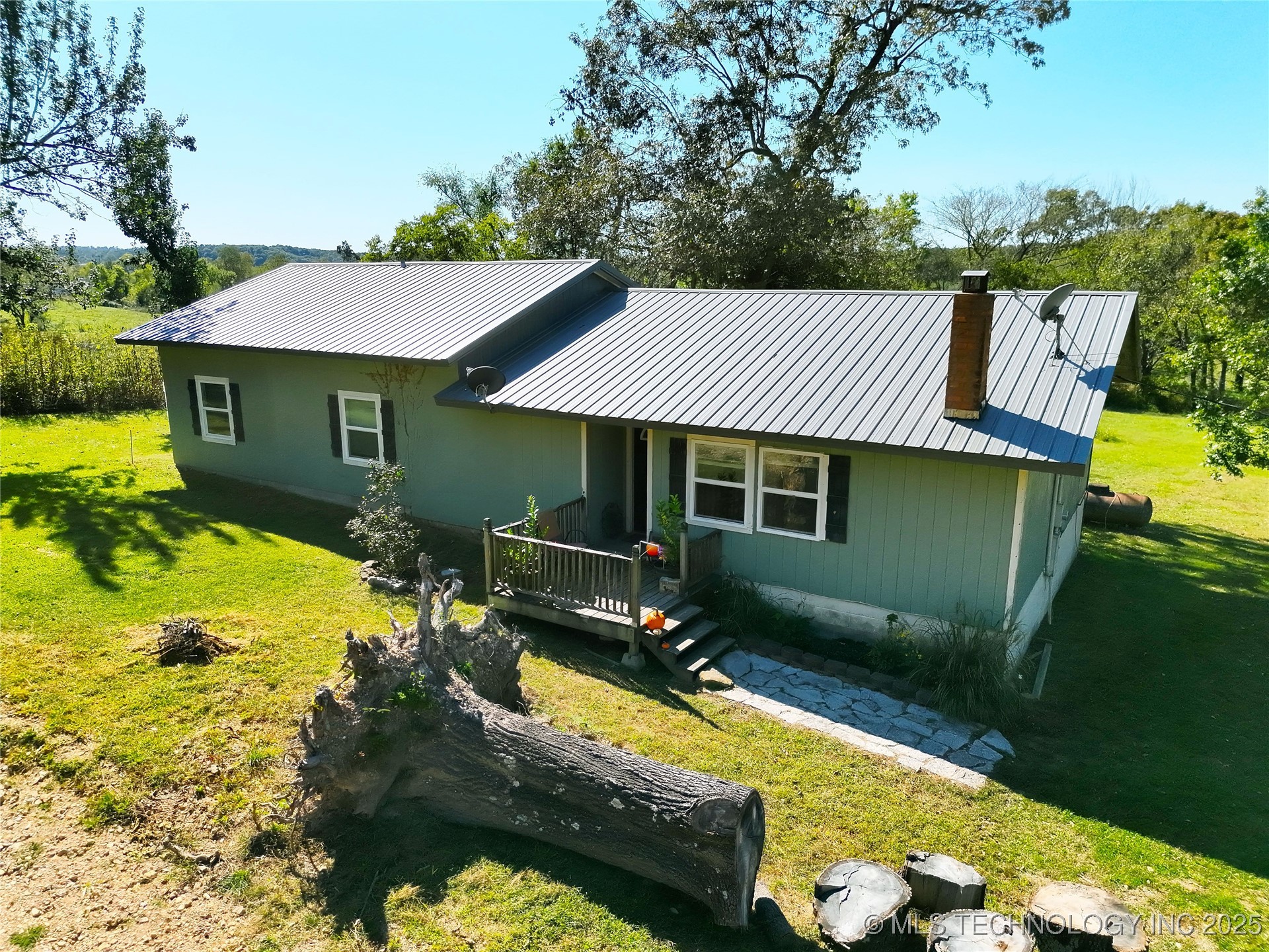 468235 Hwy 62 Property Photo 29