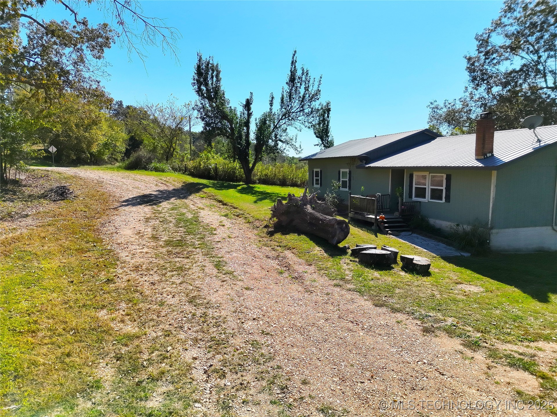 468235 Hwy 62 Property Photo 30