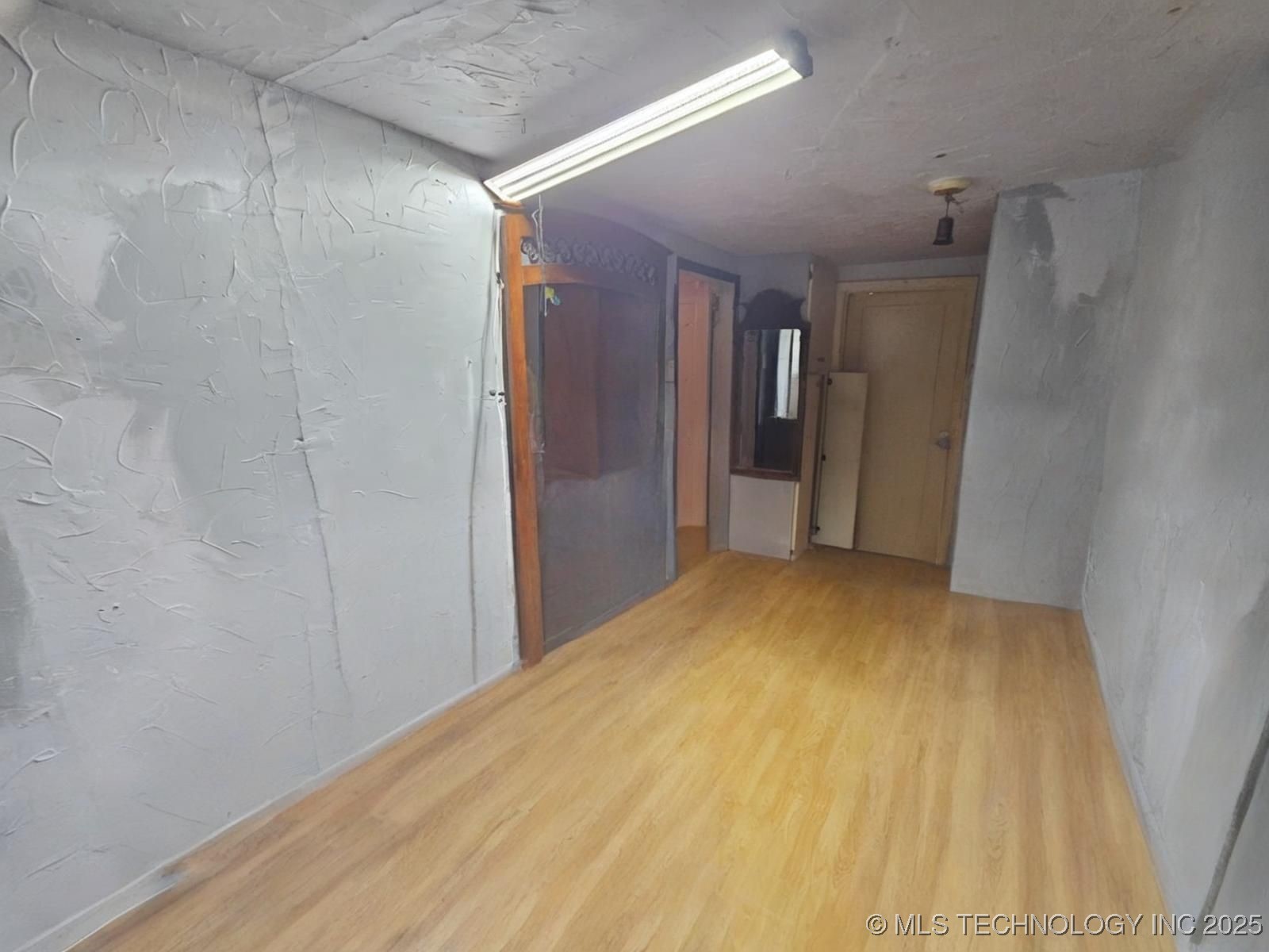 310 E Adler Property Photo 8