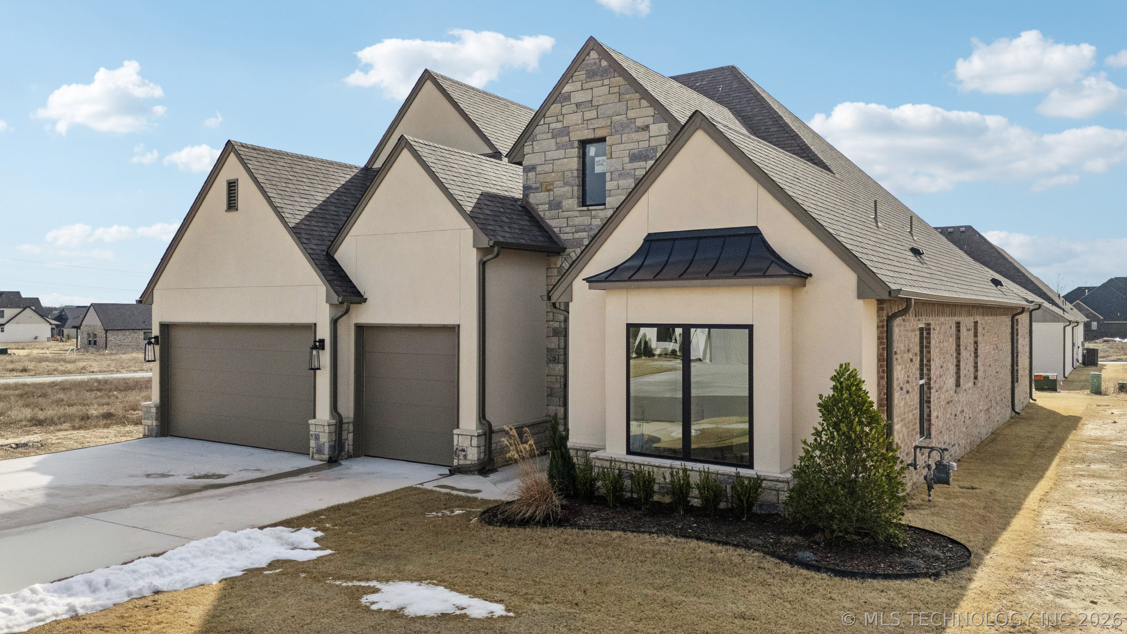 2614 E 134th Circle S Property Photo 2