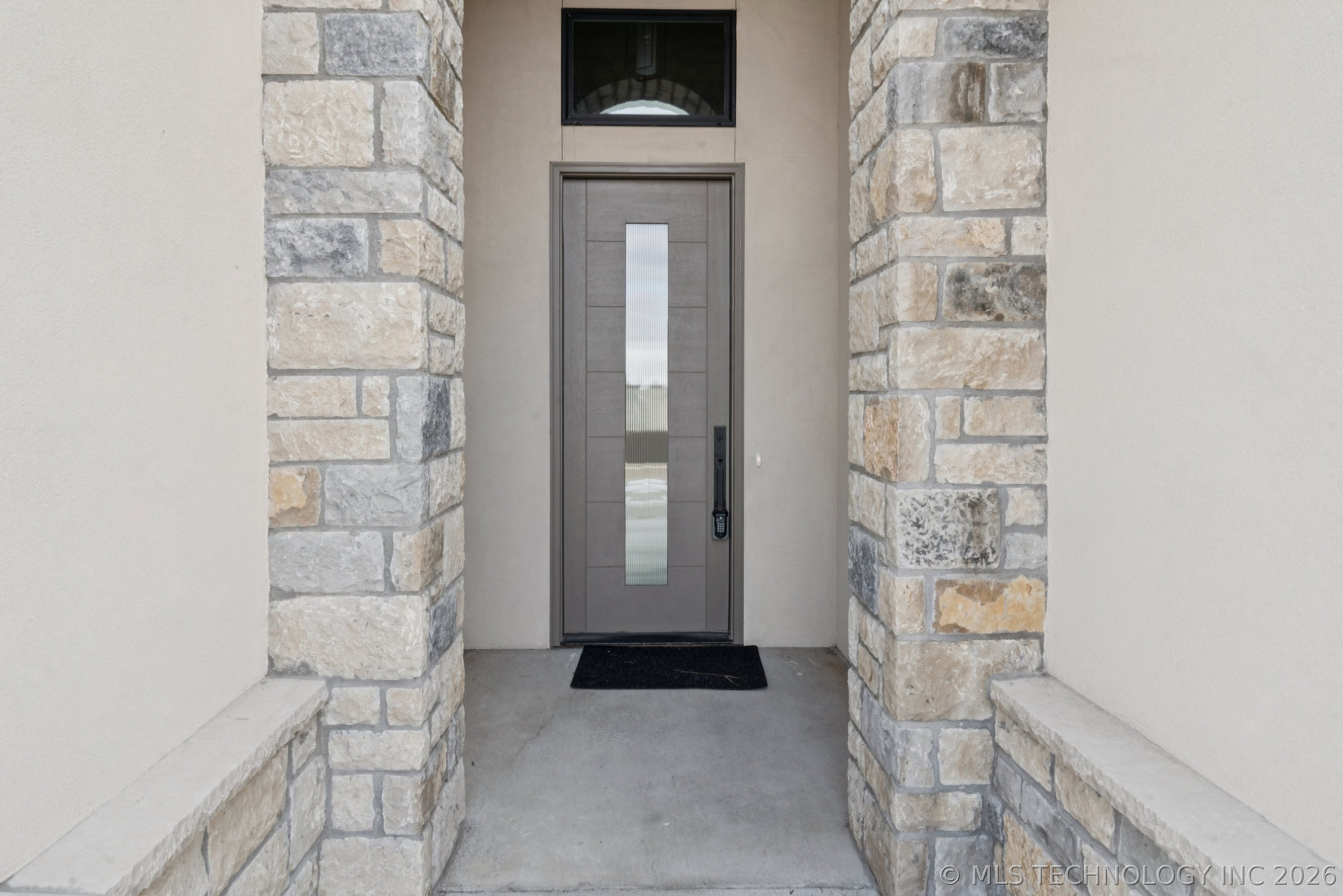 2614 E 134th Circle S Property Photo 3