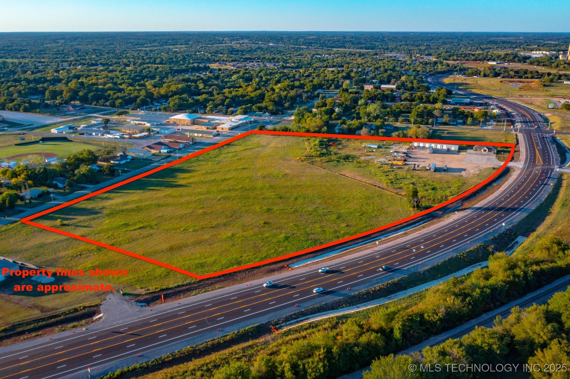 16101 State Hwy 1 Property Photo 1