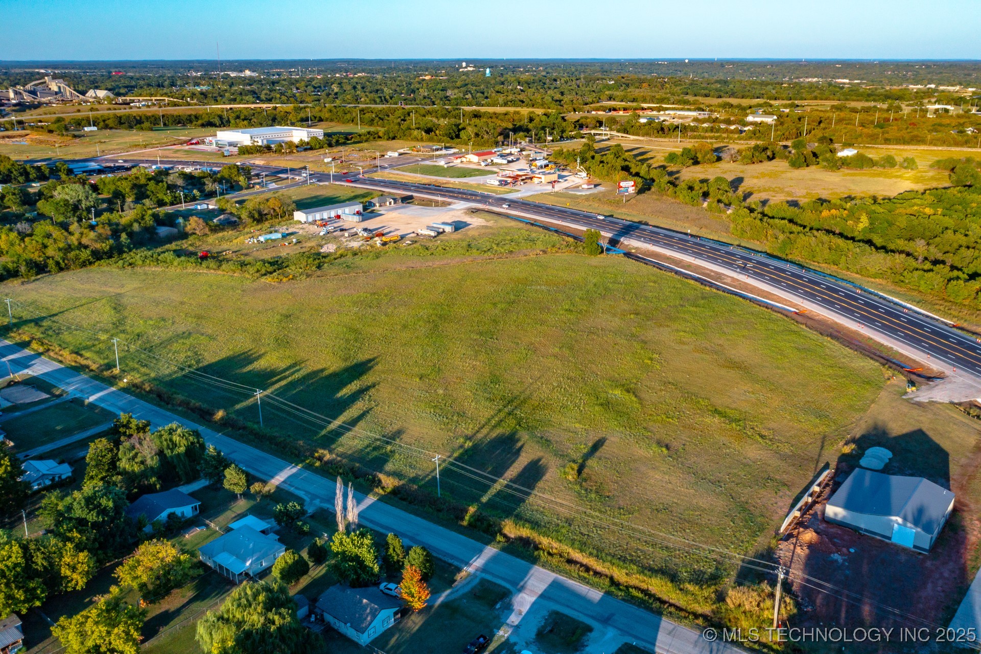 16101 State Hwy 1 Property Photo 10