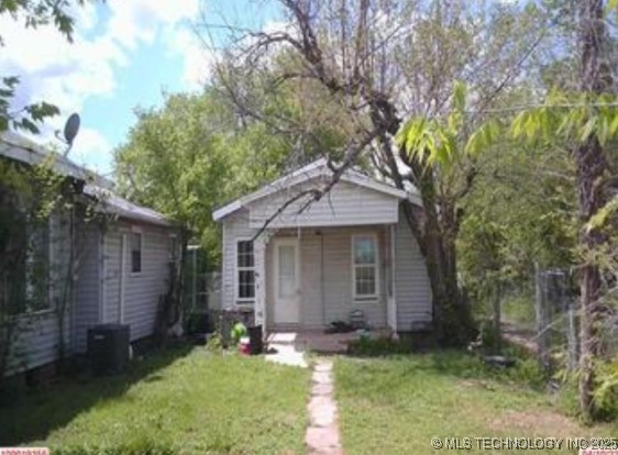 415 5th Property Photo 2