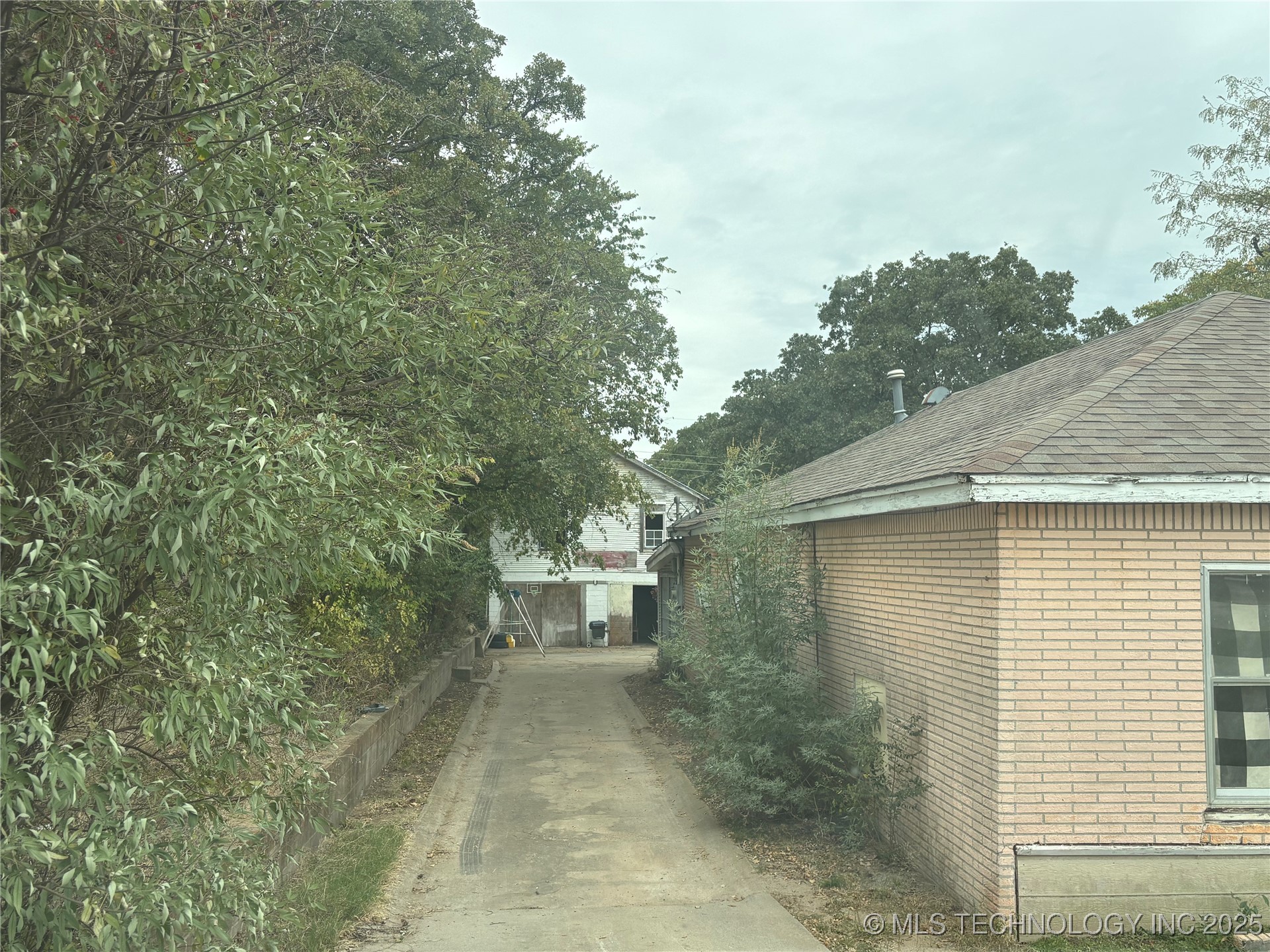 11337 Highway 76 Property Photo 5