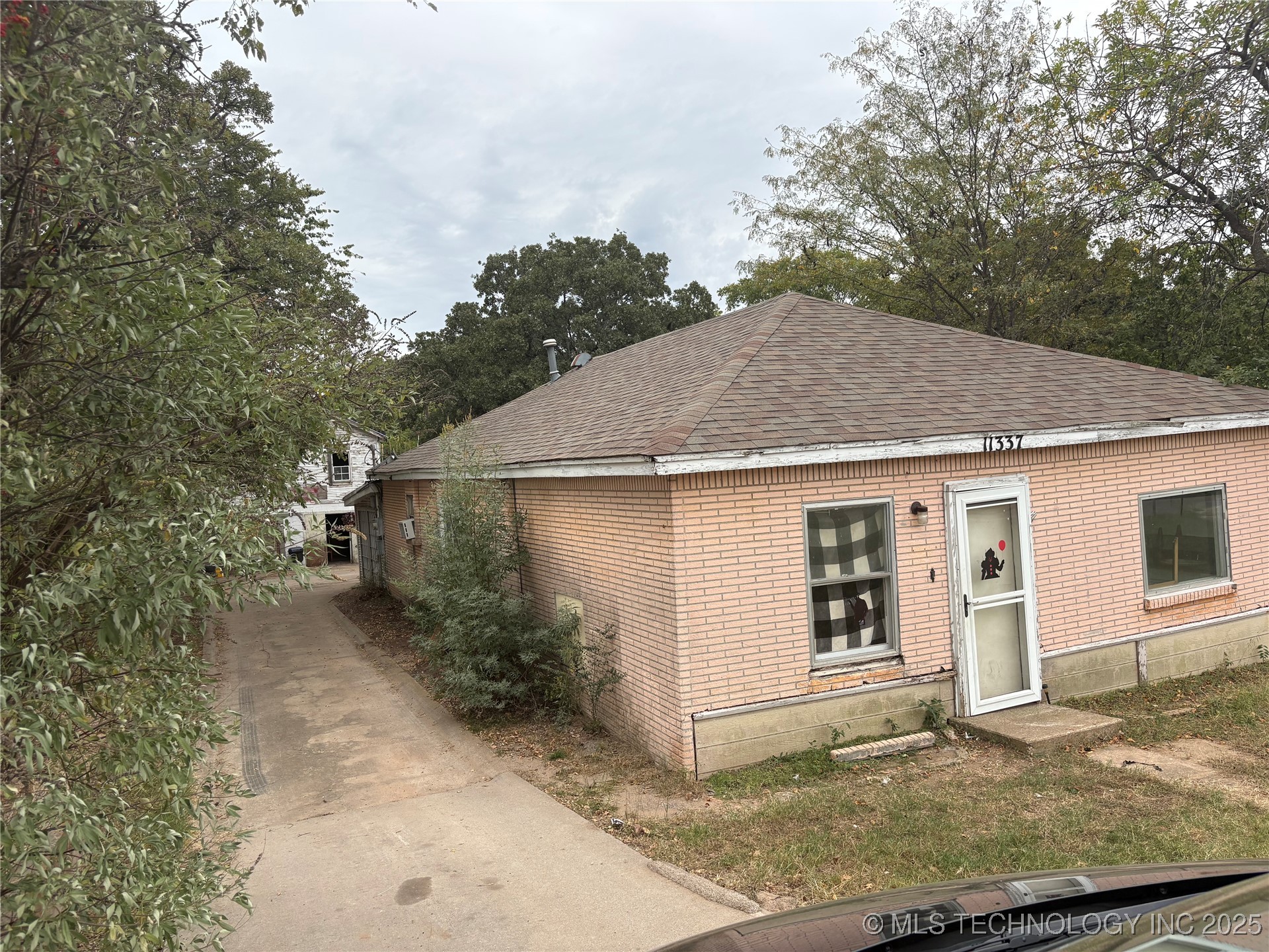 11337 Highway 76 Property Photo 7