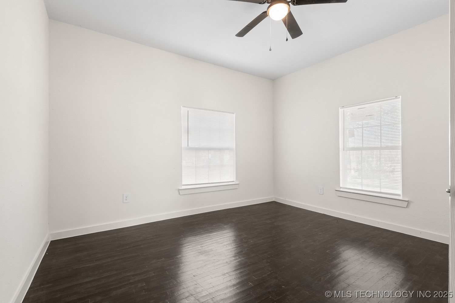 301 Carter Street Property Photo 15