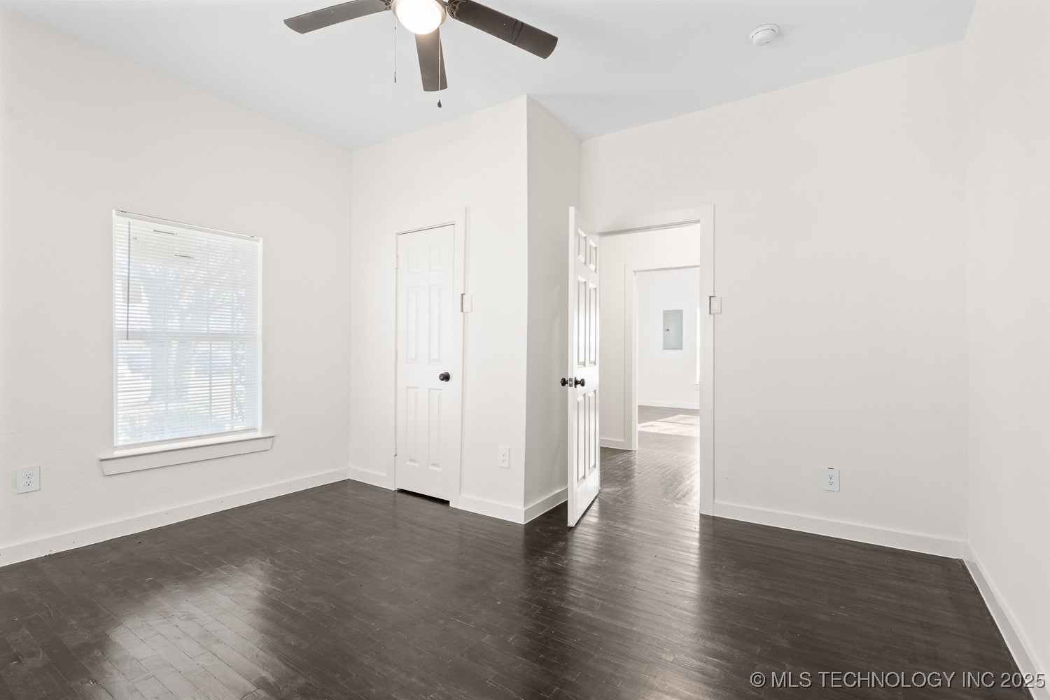 301 Carter Street Property Photo 16