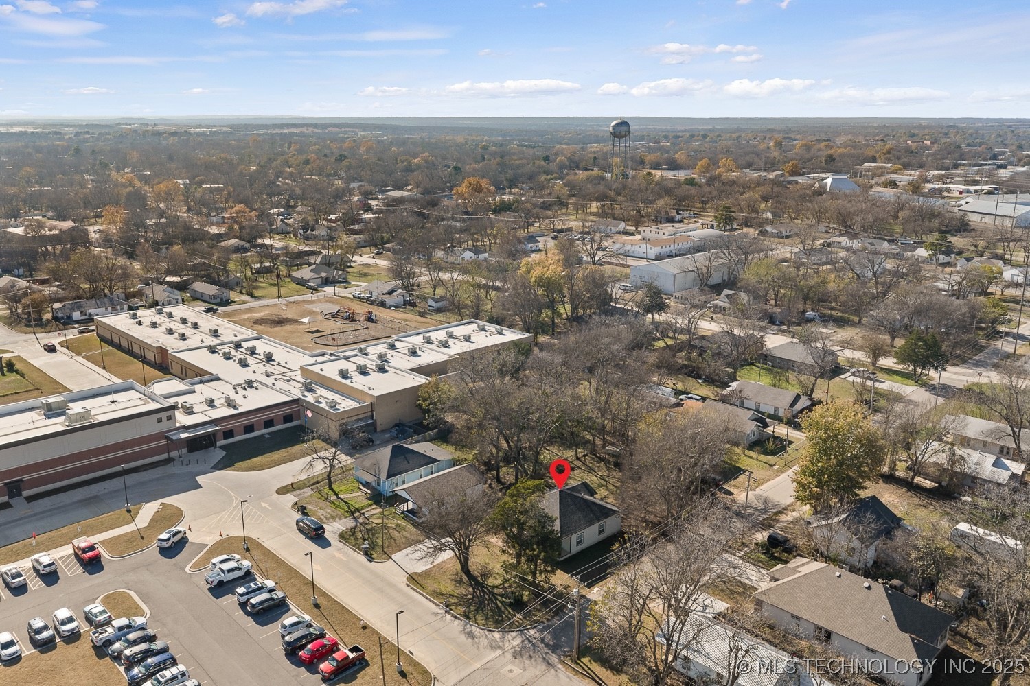 301 Carter Street Property Photo 30