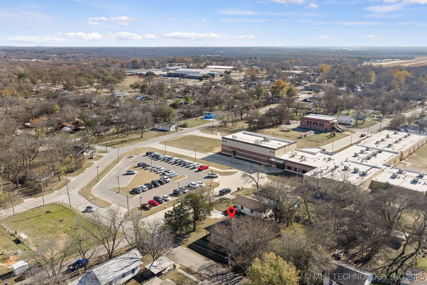 301 Carter Street Property Photo 31