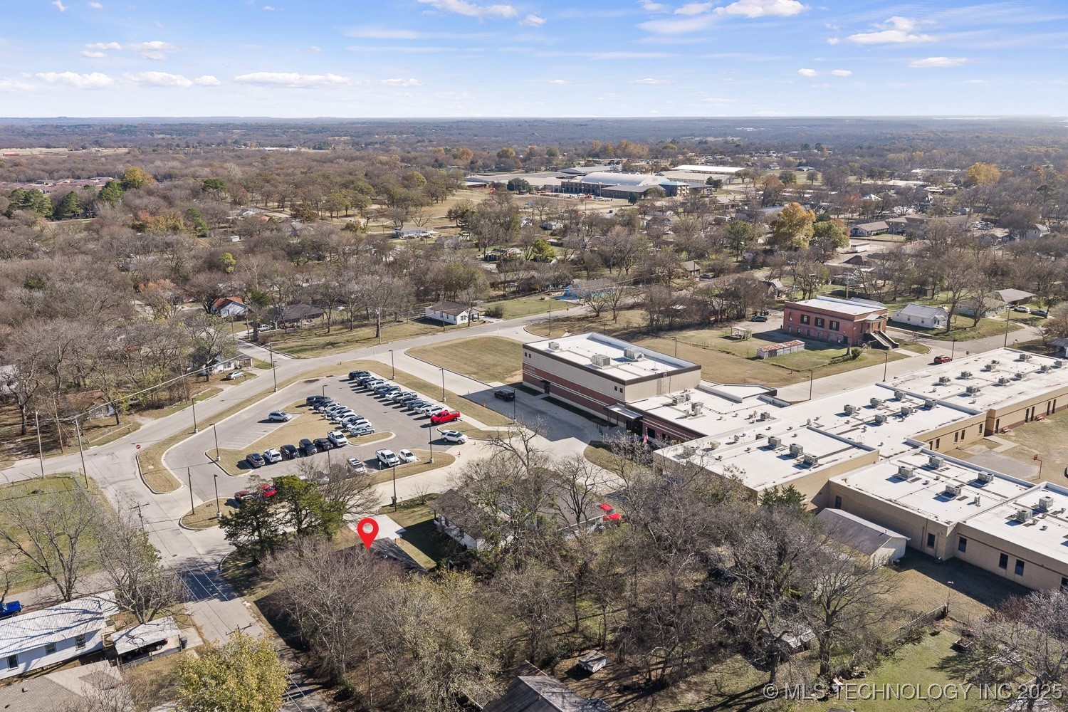 301 Carter Street Property Photo 32