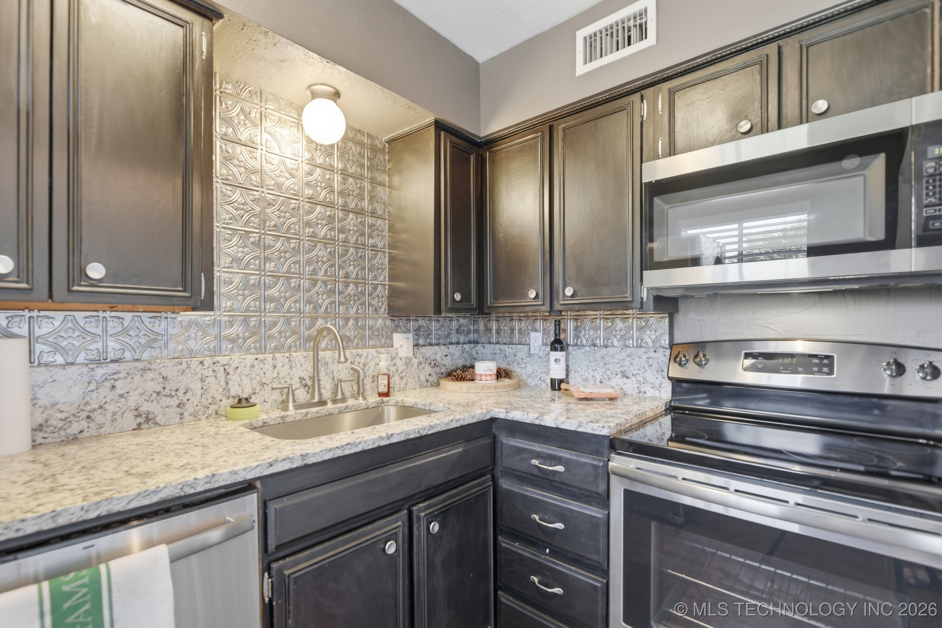 3 Woodward Boulevard A103 Property Photo 10