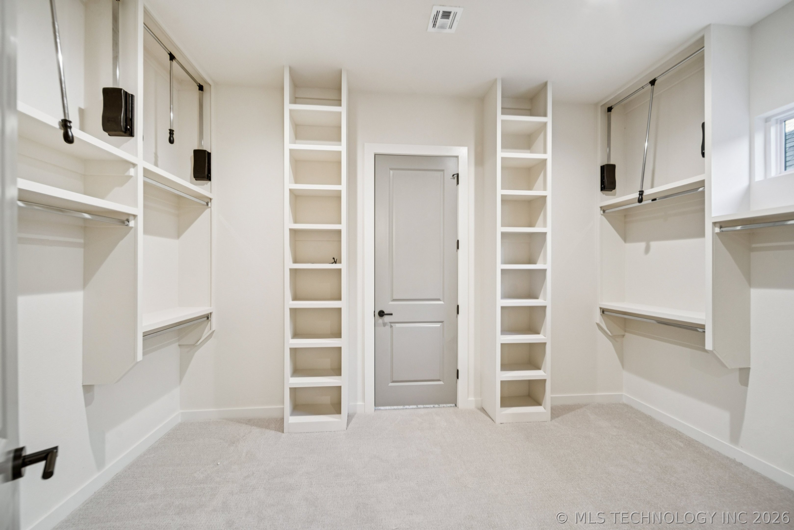 2333 E 134th Circle Property Photo 20