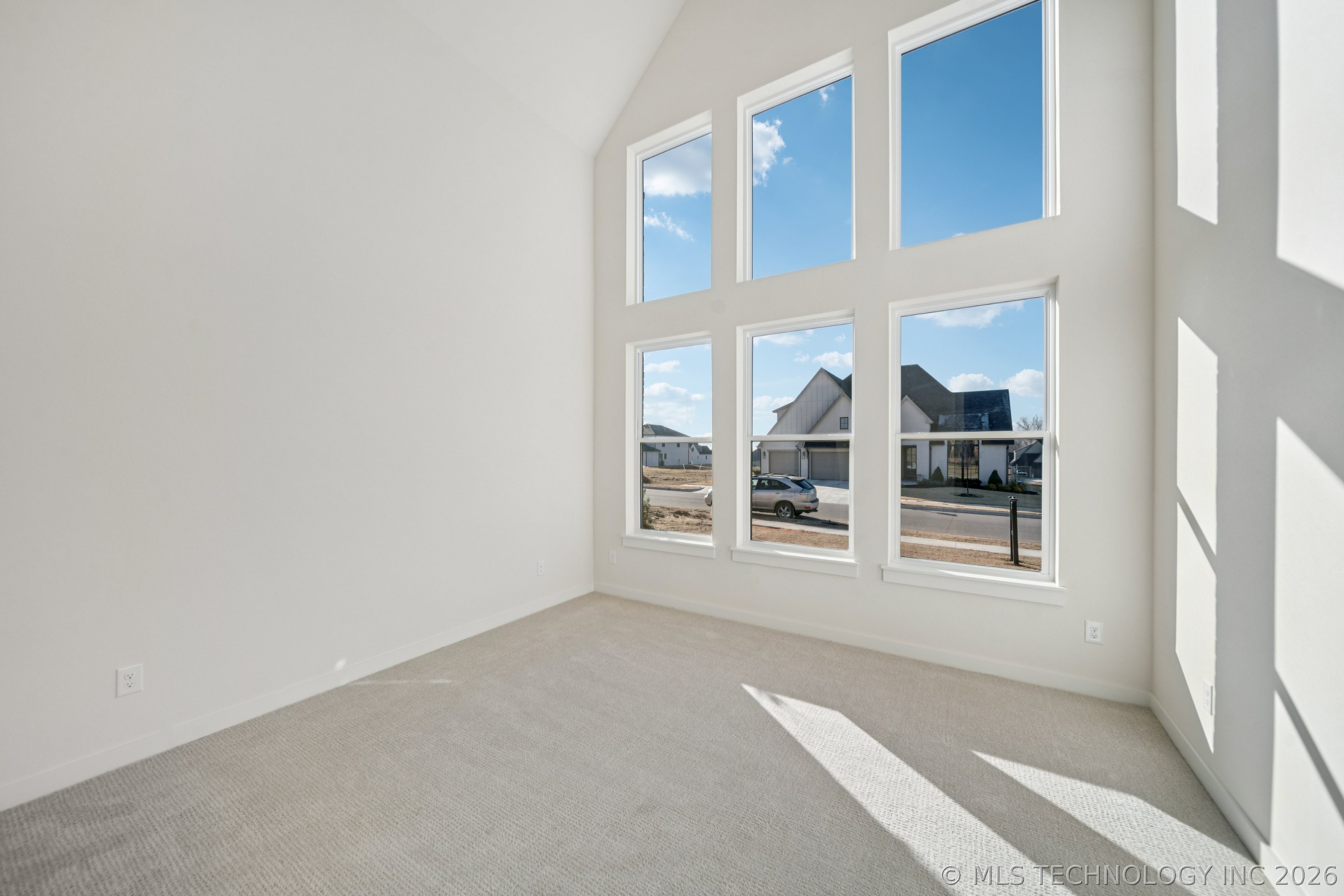 2333 E 134th Circle Property Photo 26