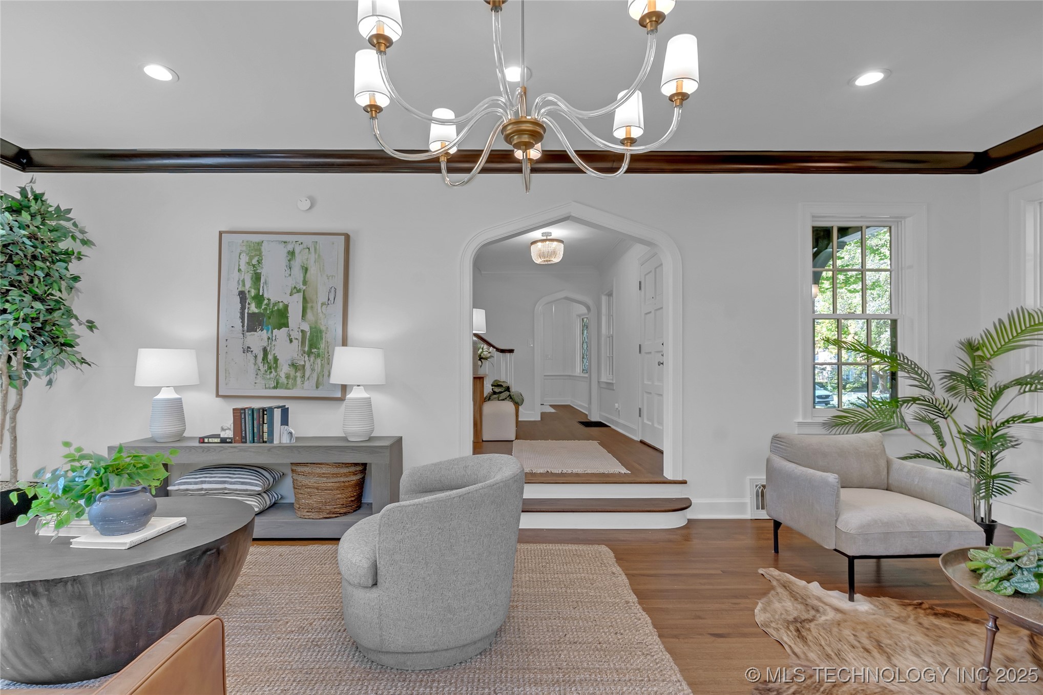 1732 E 30th Place Property Photo 5